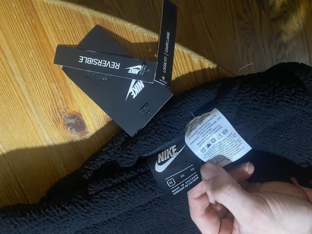 Nike Nike Big Swoosh Reversible Fleece Size US XL / EU 56 / 4 - 2 Thumbnail
