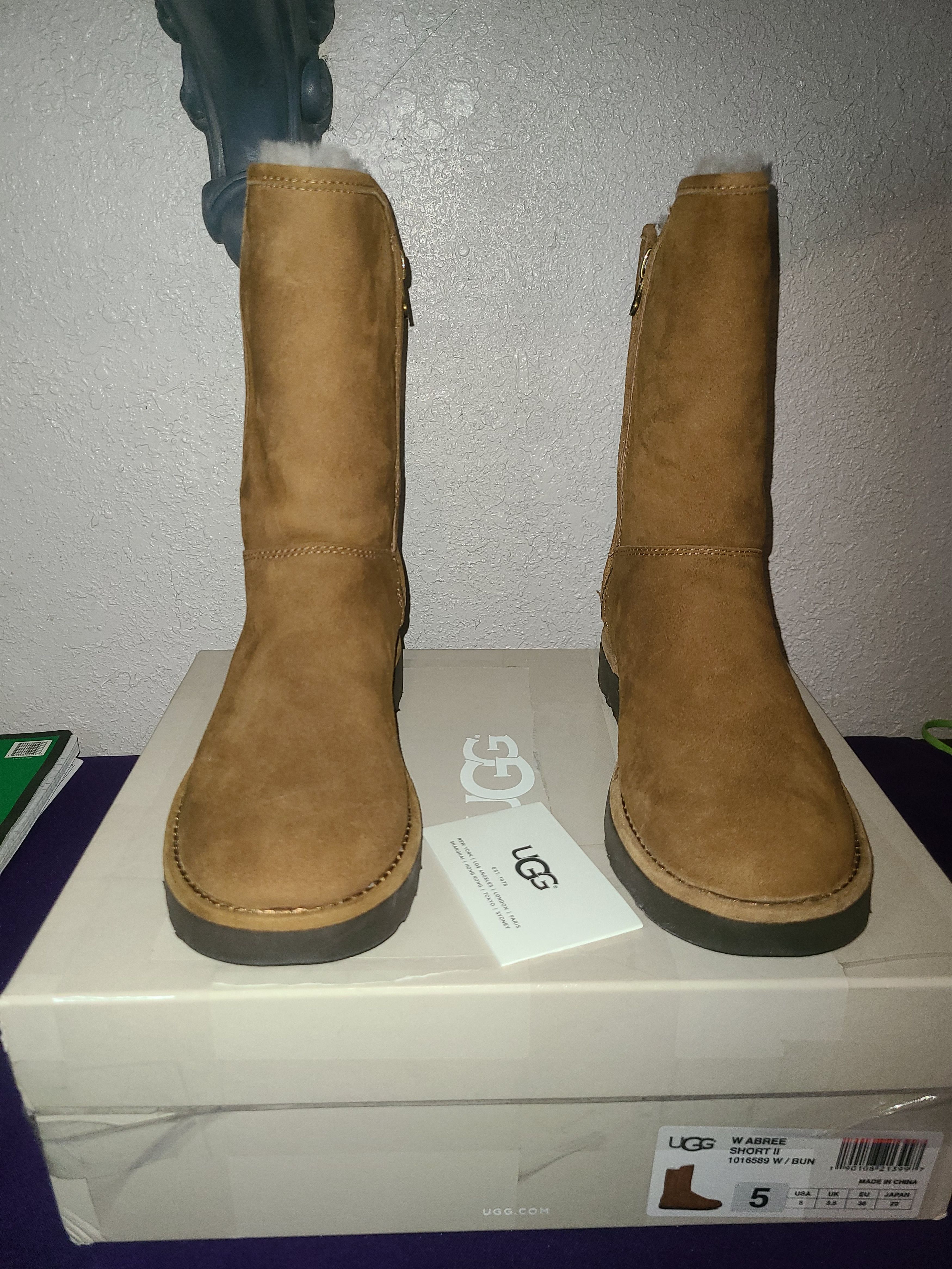 Ugg UGG ABREE SHORT II BRUNO SUEDE SHEARLING ZIP BOOTS SIZE US5