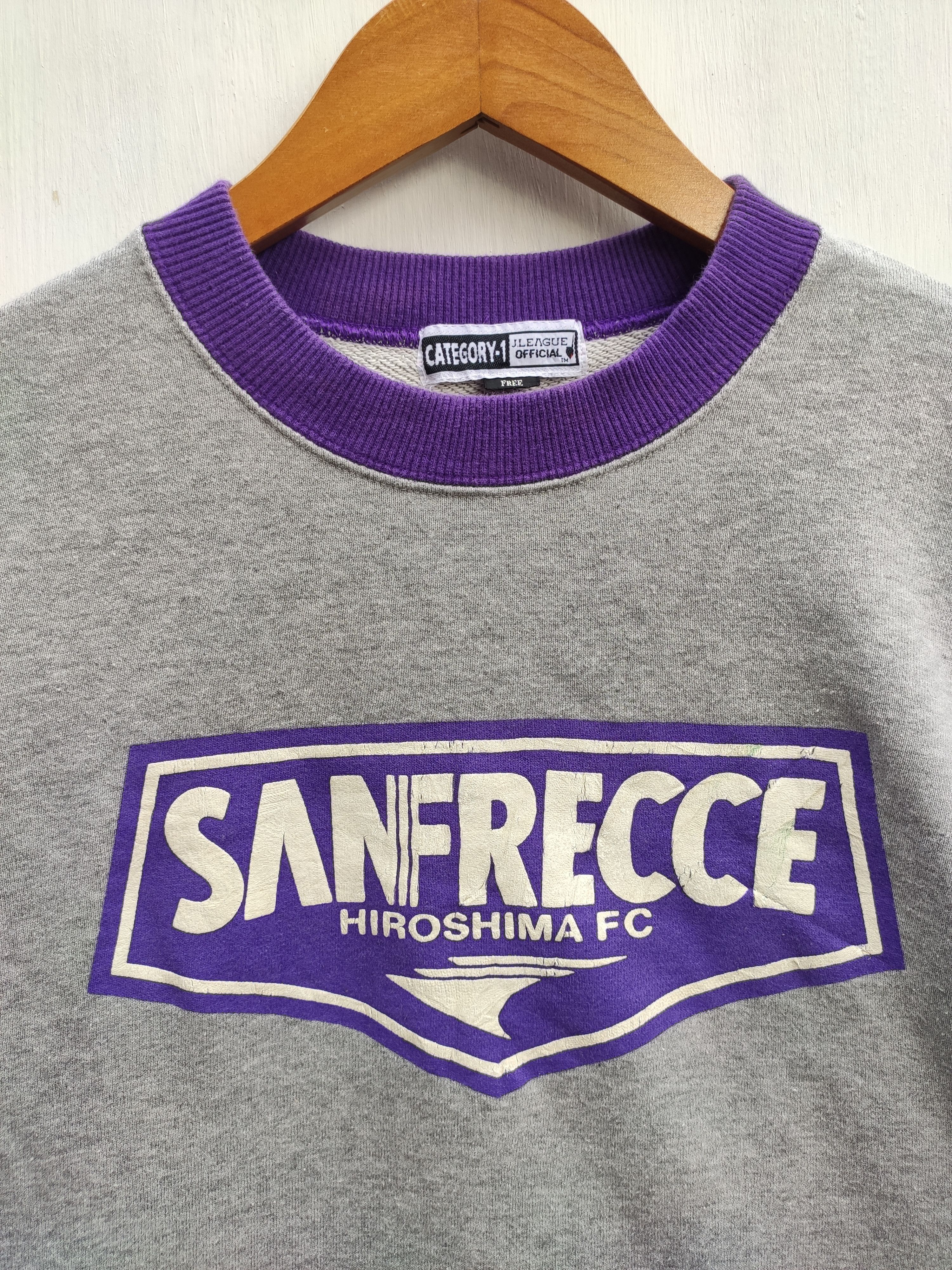 Vintage 🔥 Vtg Japanese league Category 1 San Freece Hiroshima FC Size US L / EU 52-54 / 3 - 3 Thumbnail