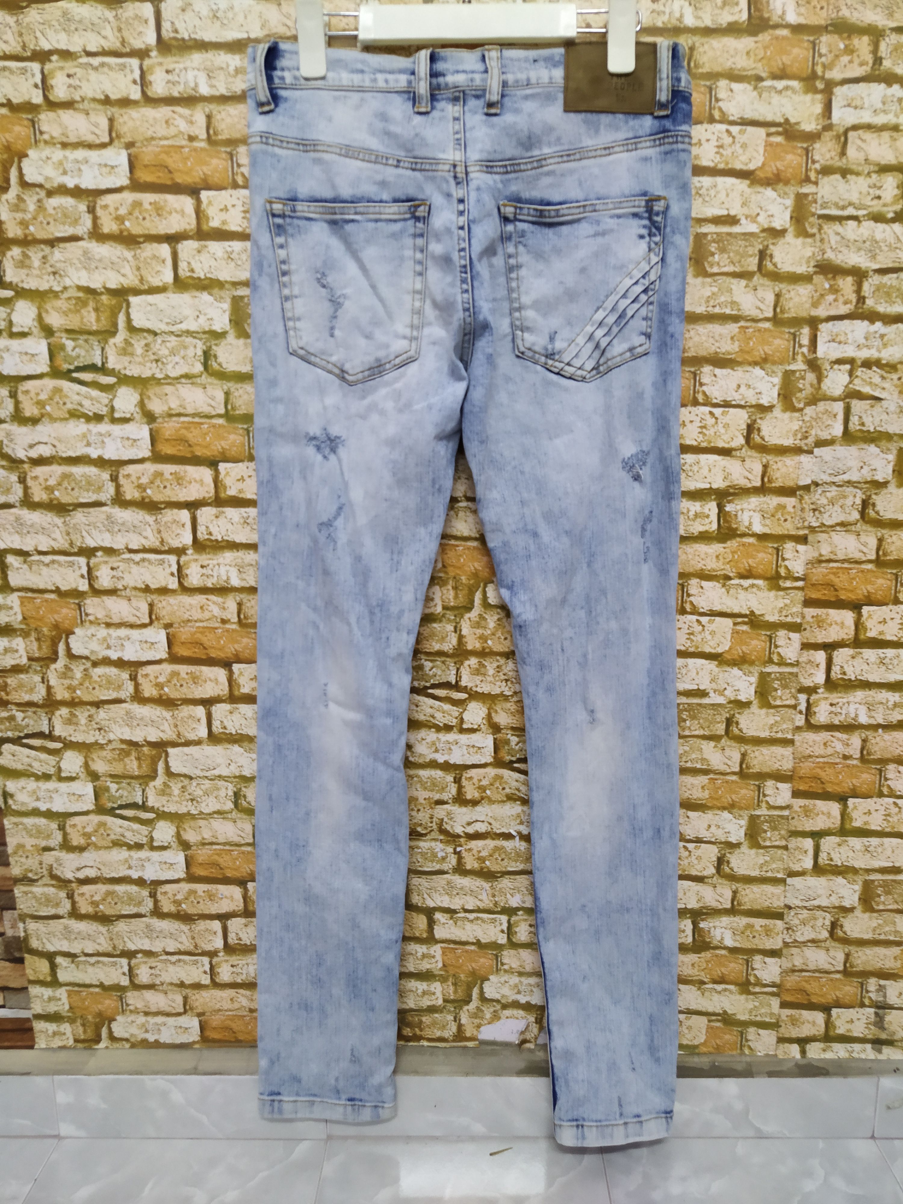 The People Vs. THE PEOPLE VS. BIKERS DENIM DISTRESSED (B727) W30 Size US 30 / EU 46 - 5 Thumbnail