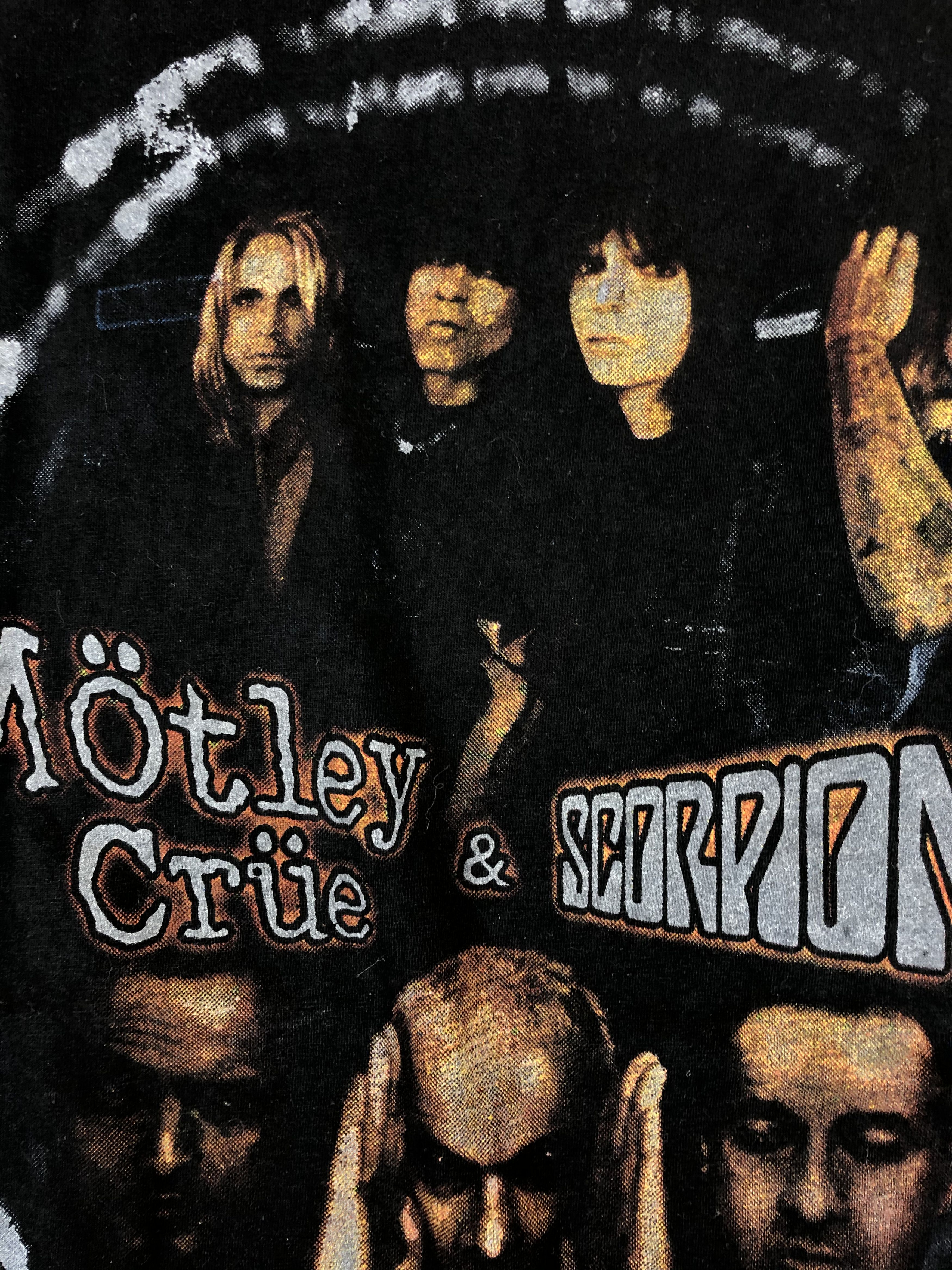 Band Tees Vintage Motley Crue x Scorpions (Guns N' Roses) Size US M / EU 48-50 / 2 - 6 Thumbnail