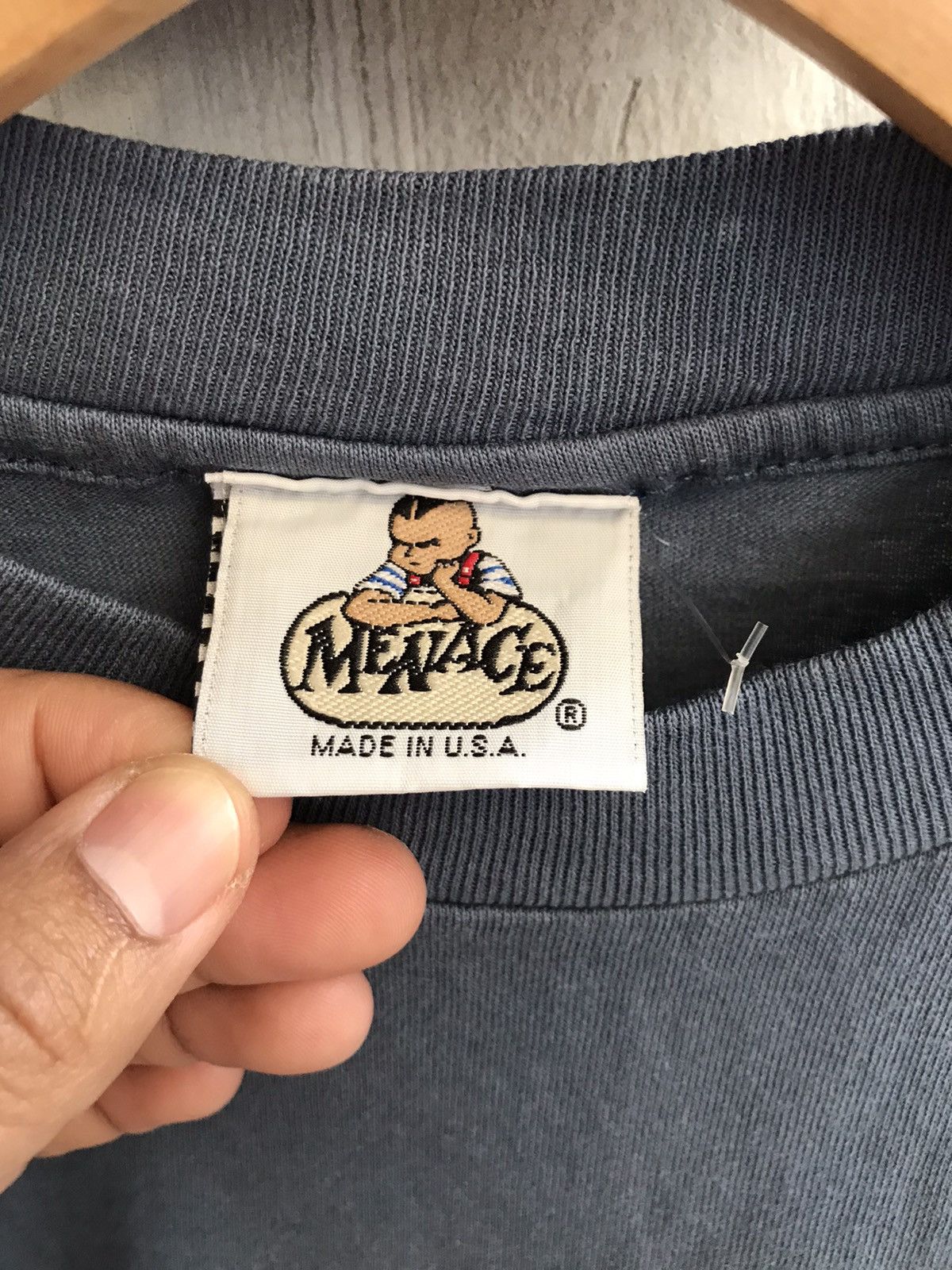 VINTAGE 90’S DEADSTOCK MENACE WANNA SMELL MY FINGER TEE