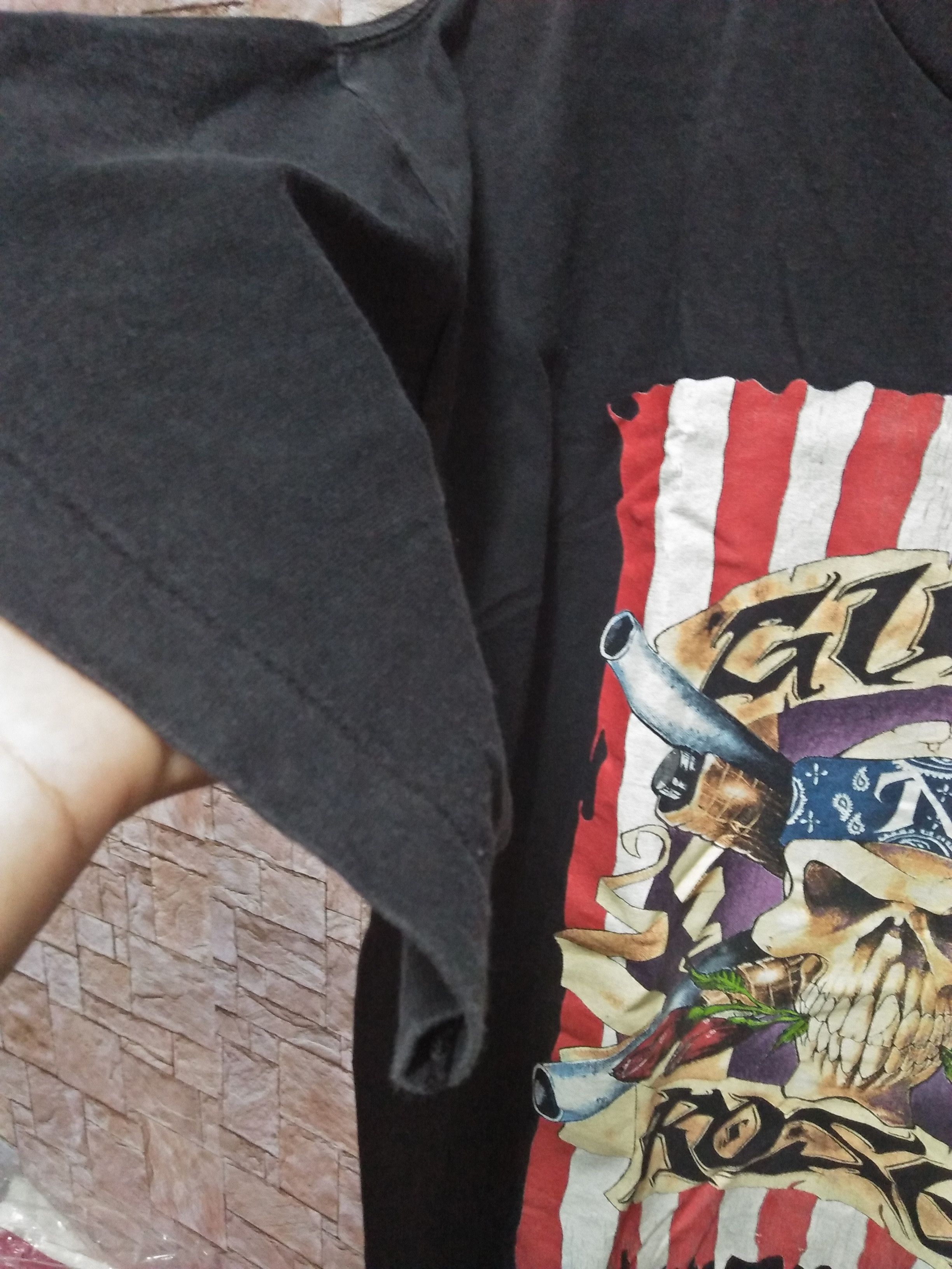 Band Tees × Guns N' Roses Vintage 90s Gun and Roses shirt rare design Size US L / EU 52-54 / 3 - 3 Thumbnail