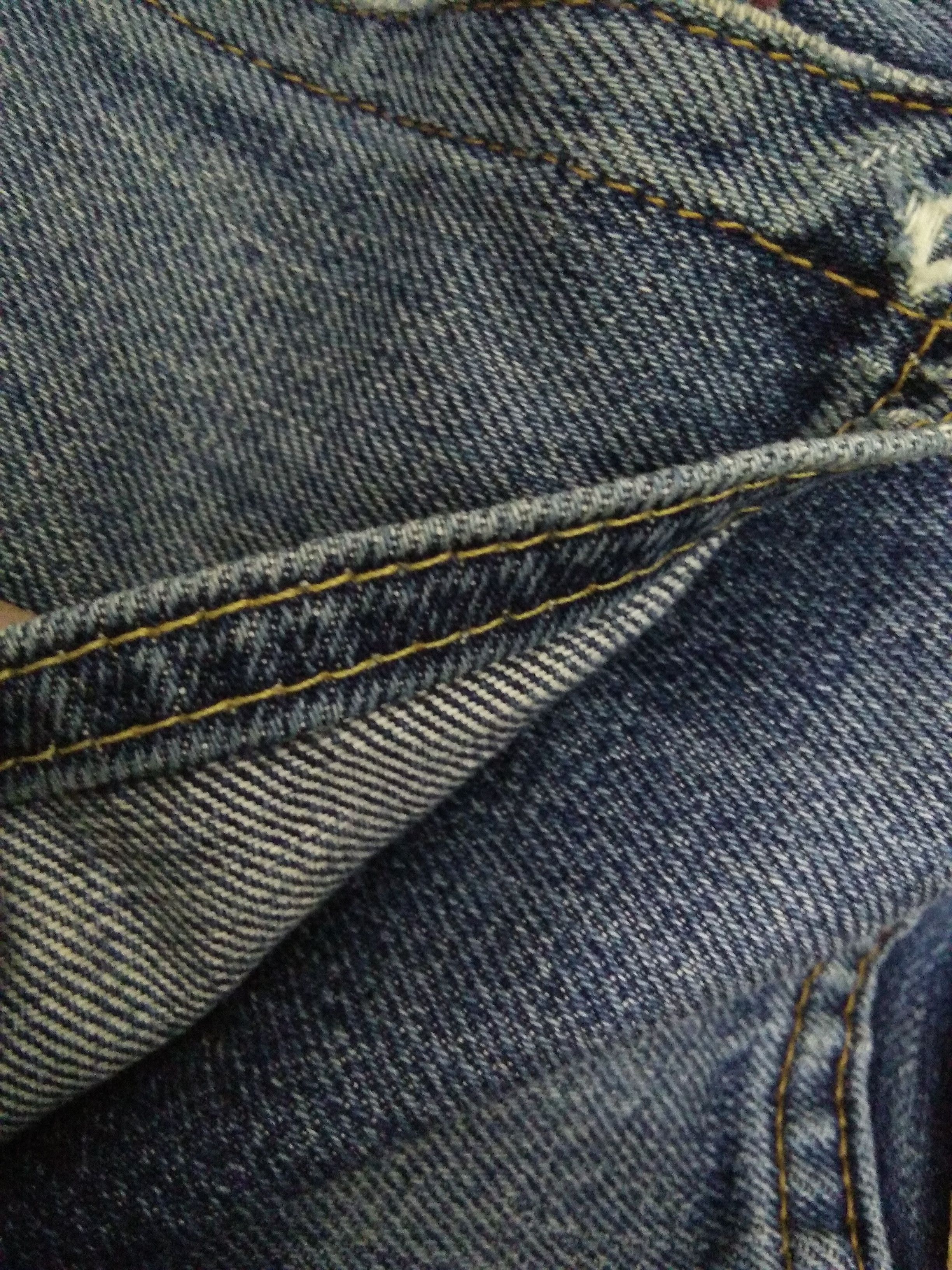 Levi's 90s LEVIS 501XX BIG E DENIM SELVEDGE #555 DISTRESSED (A711) Size US 31 - 9 Thumbnail