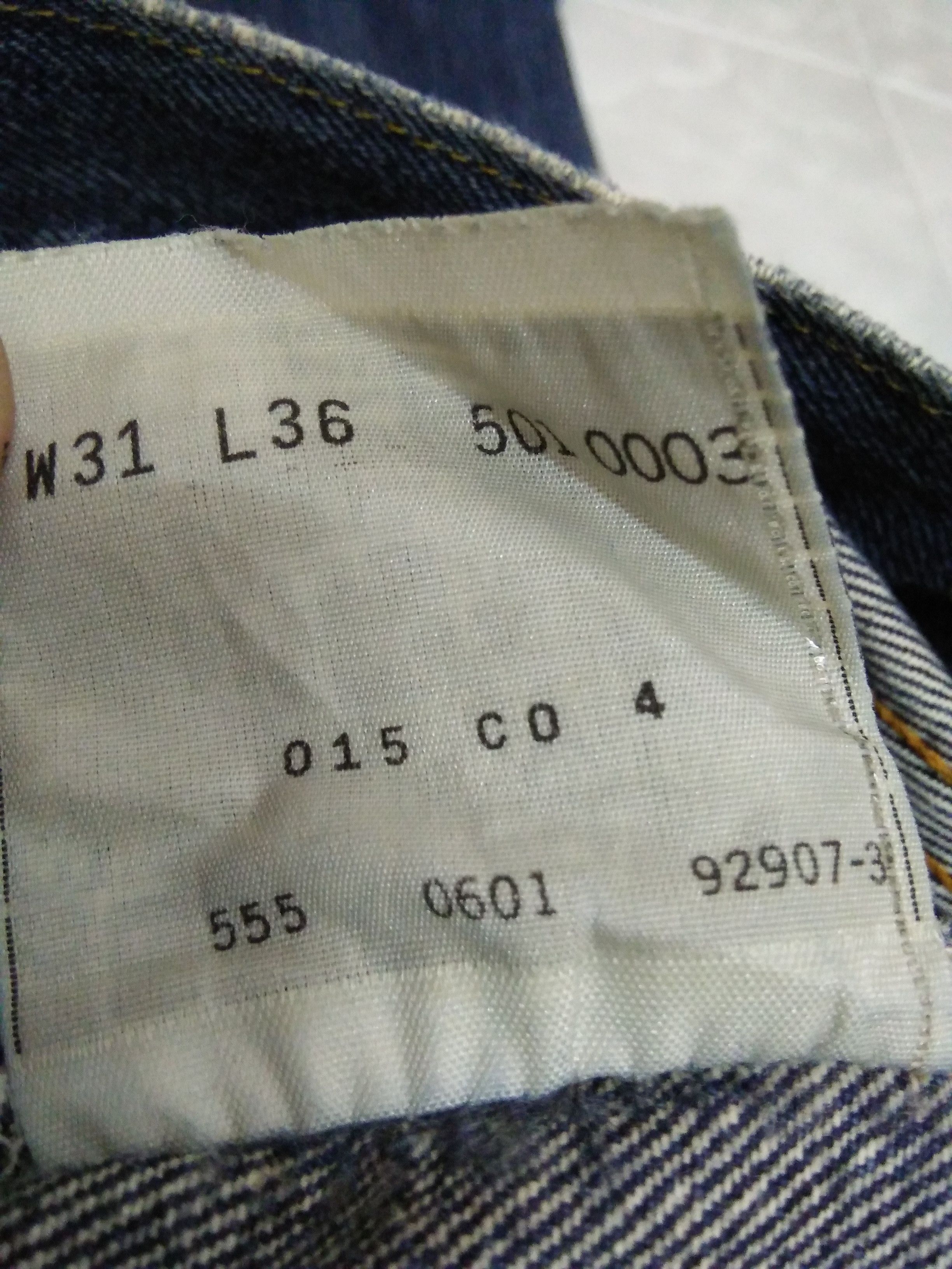 Levi's 90s LEVIS 501XX BIG E DENIM SELVEDGE #555 DISTRESSED (A711) Size US 31 - 13 Thumbnail