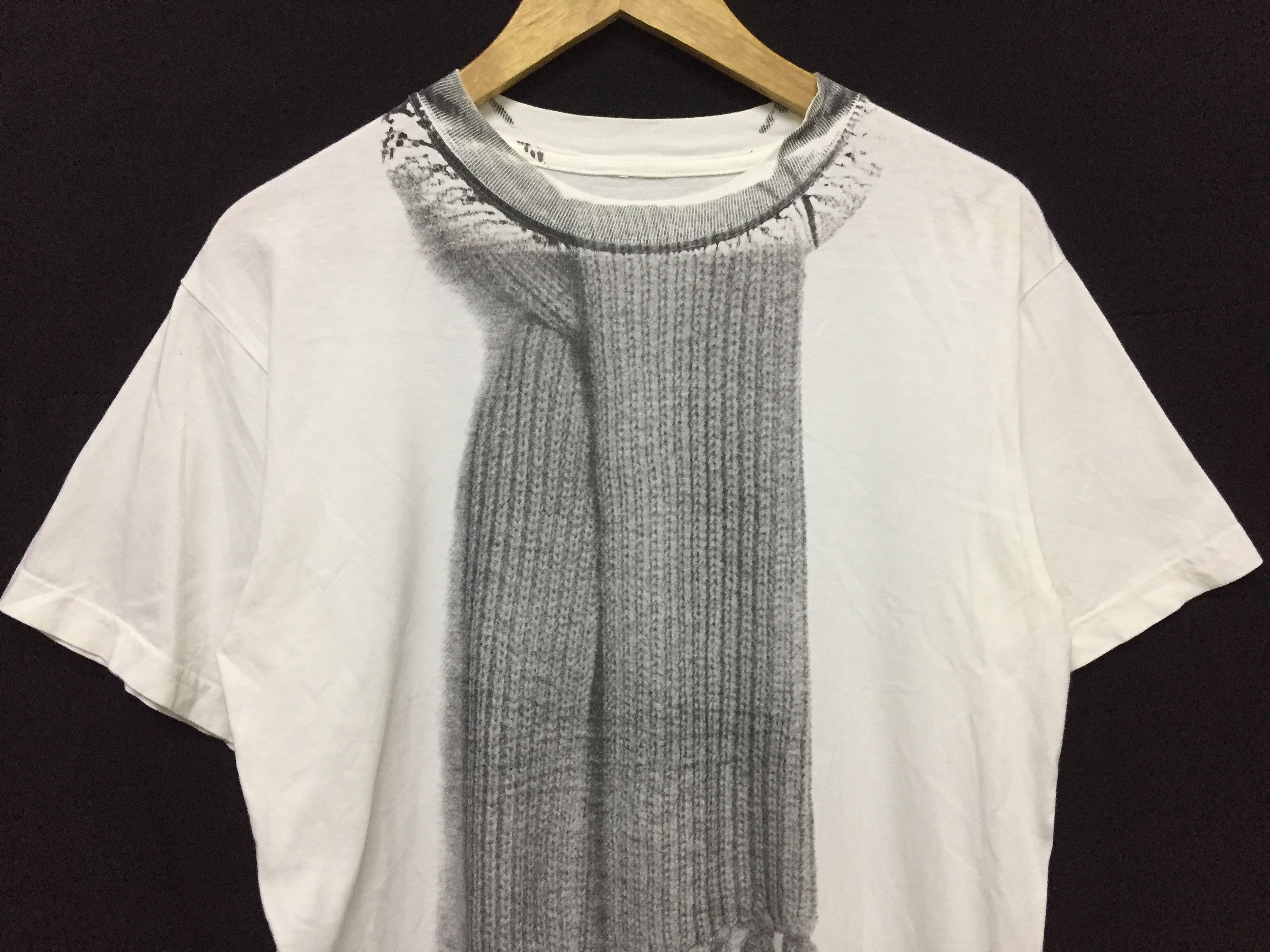 Maison Margiela AW04 0 10 artisanal Trompe l'œeil scarf tee Size US S / EU 44-46 / 1 - 5 Thumbnail