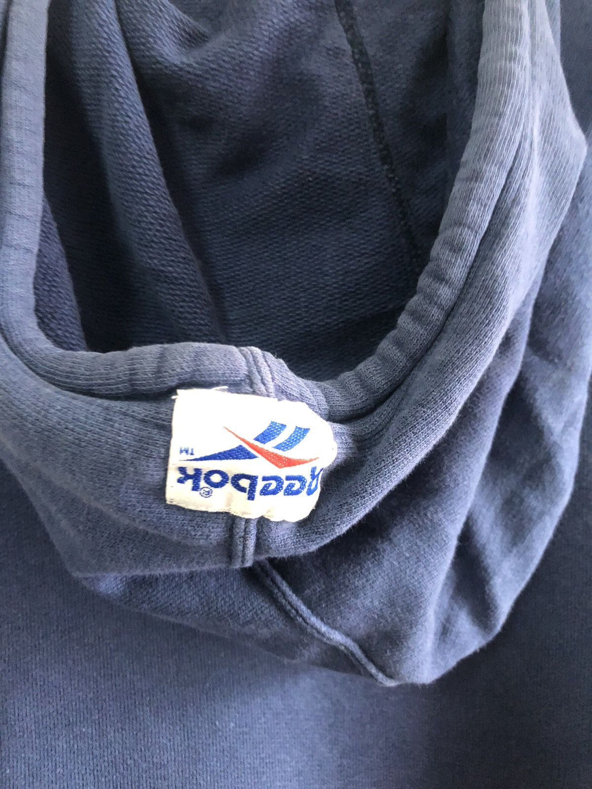 Reebok Vintage REEBOK Hoodie Big Logo Sweatshirt Size US L / EU 52-54 / 3 - 6 Thumbnail