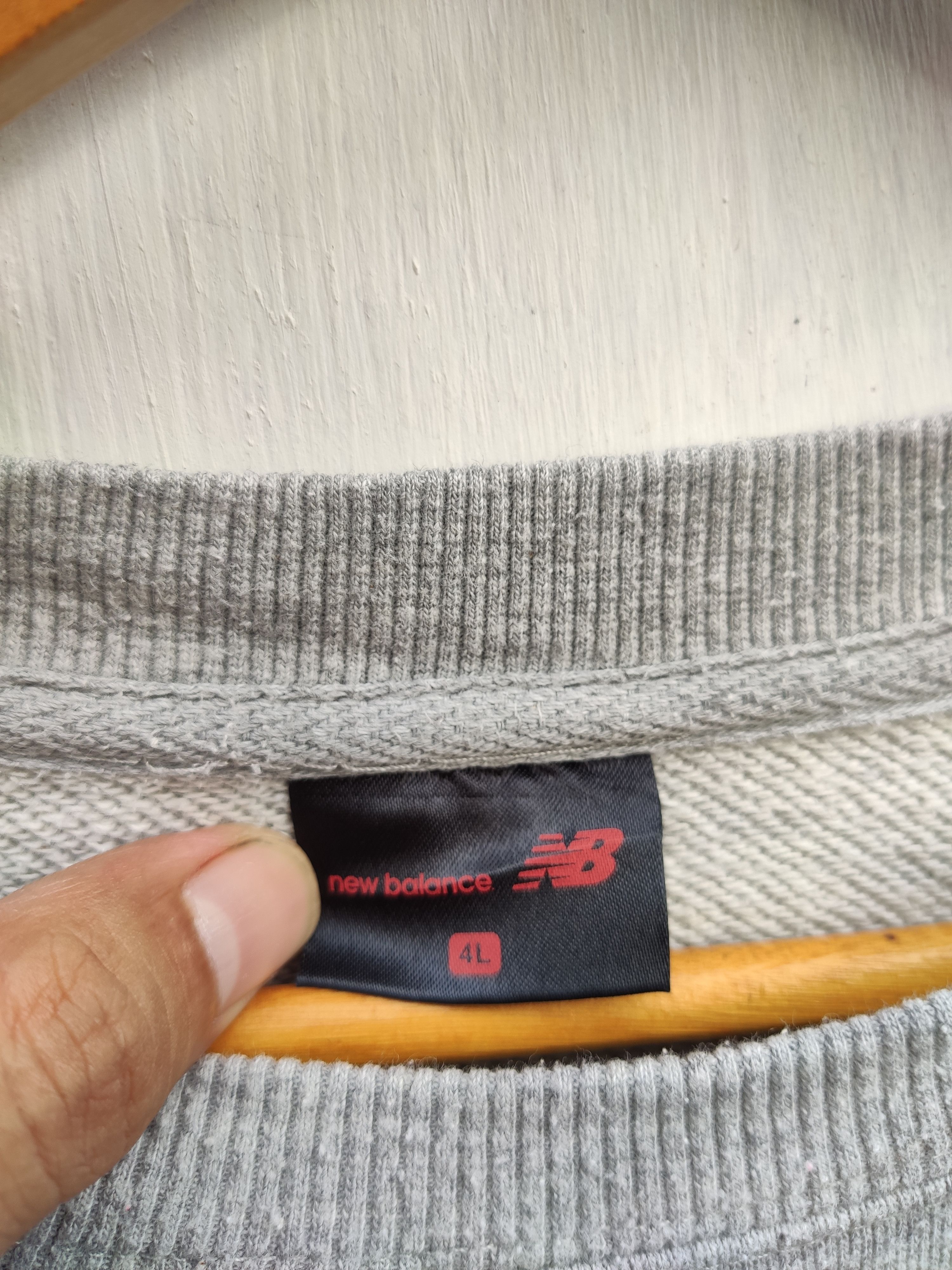 New Balance Vintage 90s New Balance Sweatshirt big logo Size US L / EU 52-54 / 3 - 4 Thumbnail