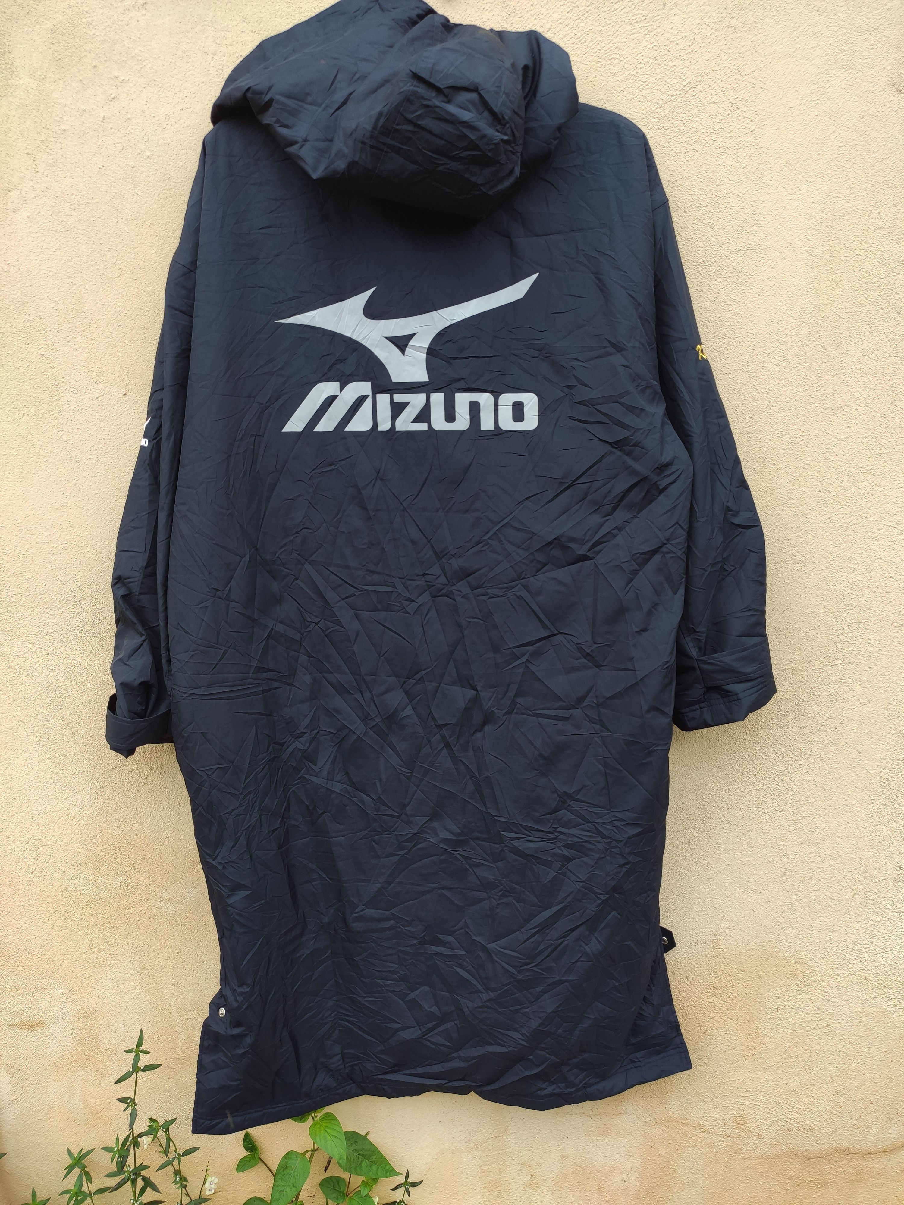 Mizuno 🔥 Mizuno Rain coat parkas long jacket raincoat big logo Size US L / EU 52-54 / 3 - 1 Thumbnail