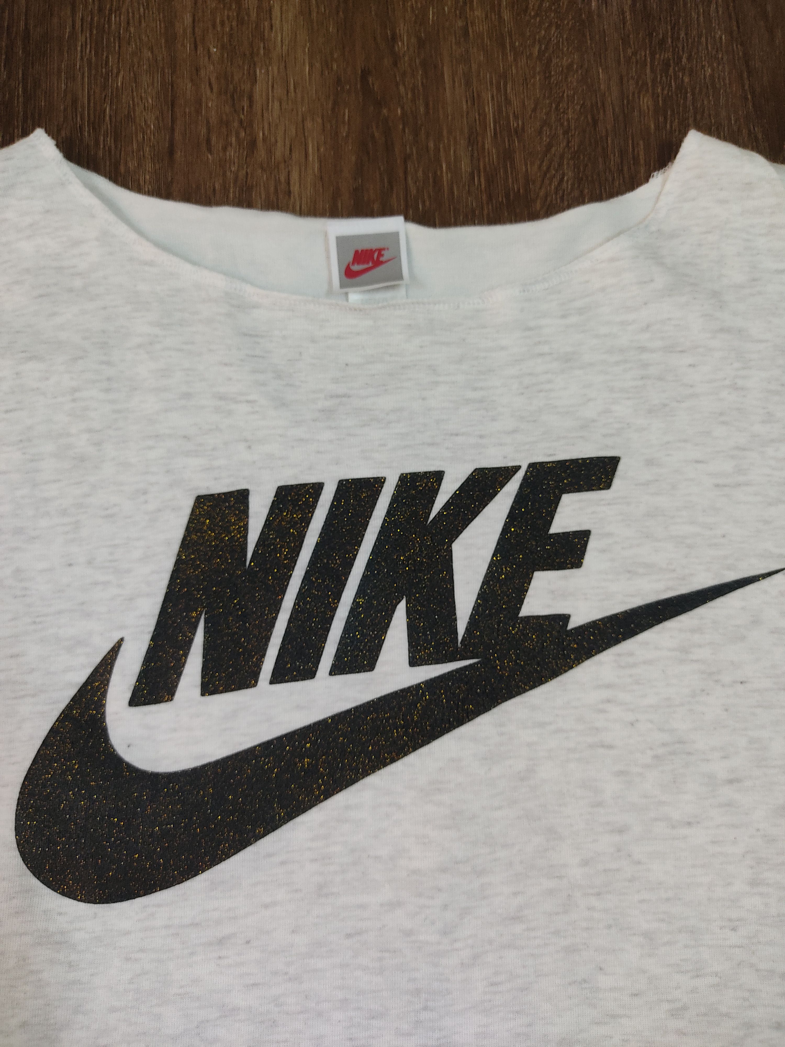 Nike × Vintage Vintage Nike 90s crop top unisex Size US M / EU 48-50 / 2 - 4 Thumbnail