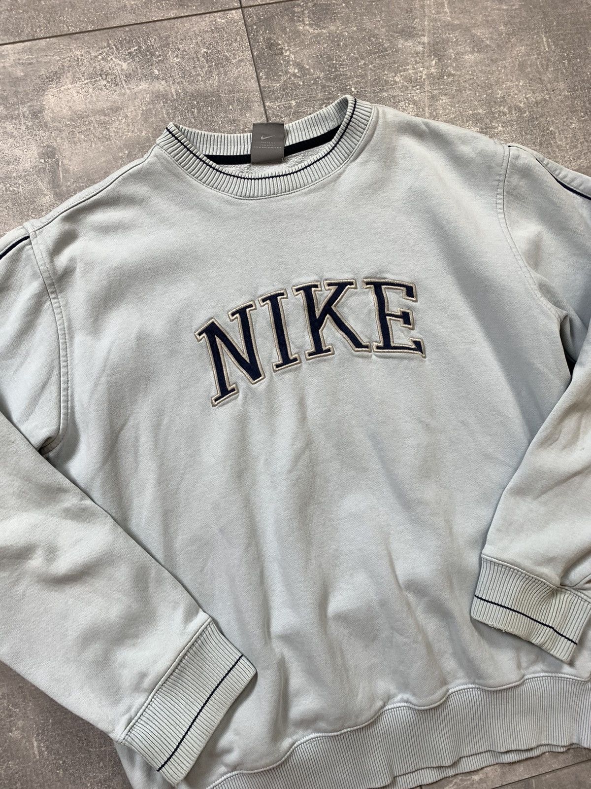 Nike × Vintage Nike vintage sweatshirt big logo Size US L / EU 52-54 / 3 - 5 Thumbnail