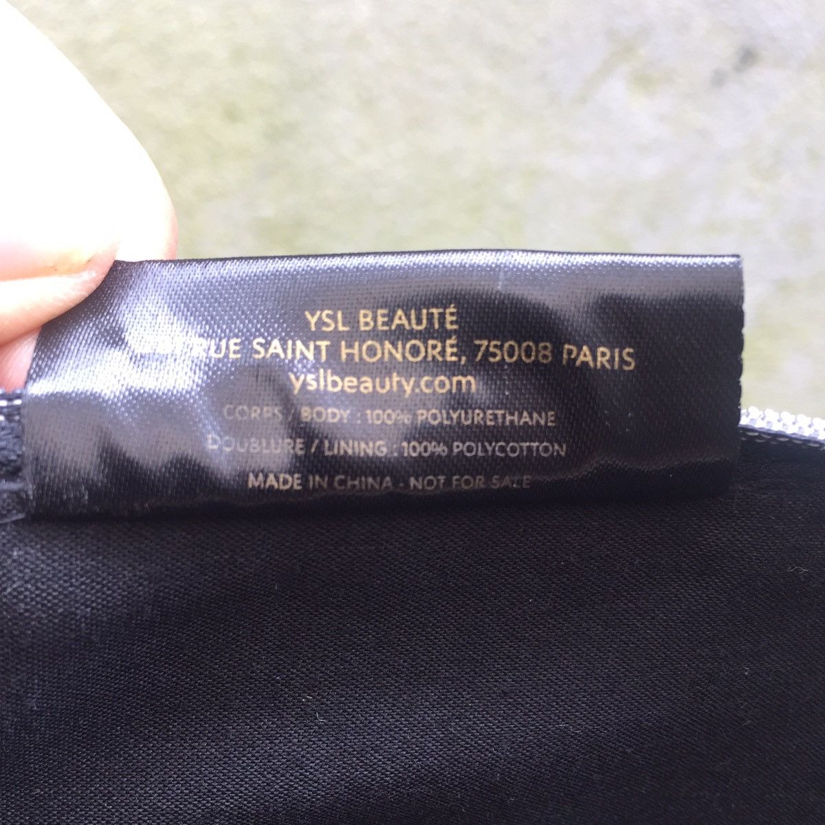 Yves Saint Laurent Ysl yves saint laurent pouch bag silver mirrored Size ONE SIZE - 7 Thumbnail
