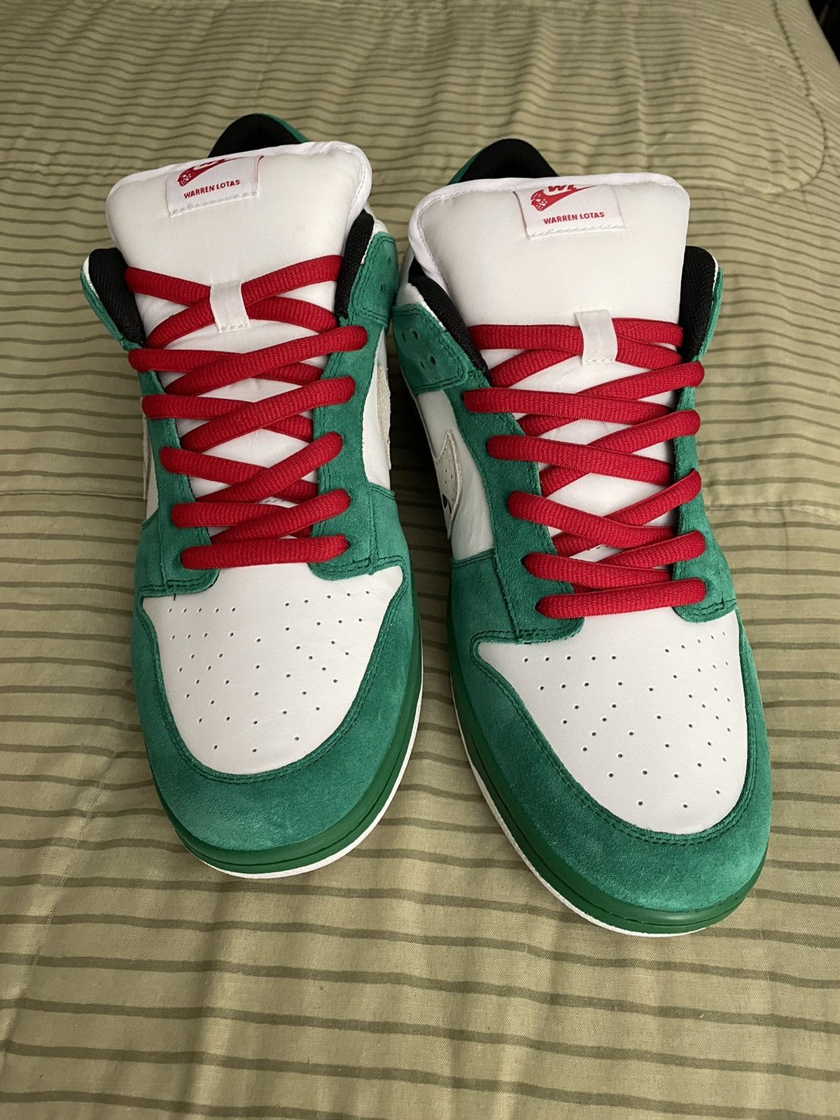 warren lotas toxic green