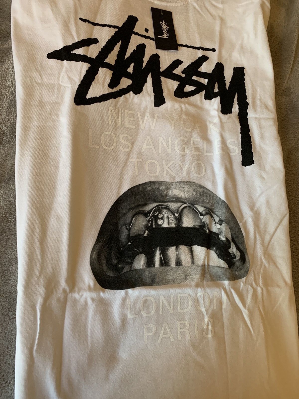 stussy-40th-anniversary-world-tour-t-shirt-collab-rick-owens