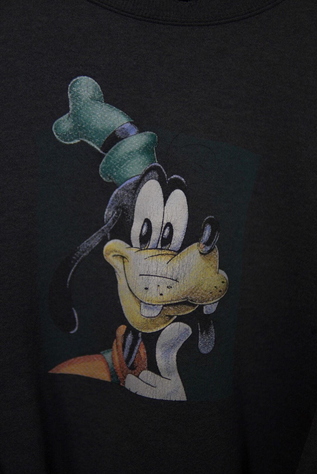 Vintage 80's Goofy Pullover Disney Cartoon Character Travis