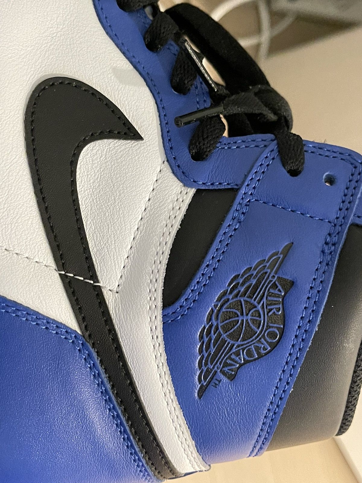 Jordan Brand × Nike Air Jordan 1 Retro High OG Game Royal 2018 Size US 10.5 / EU 43-44 - 7 Thumbnail