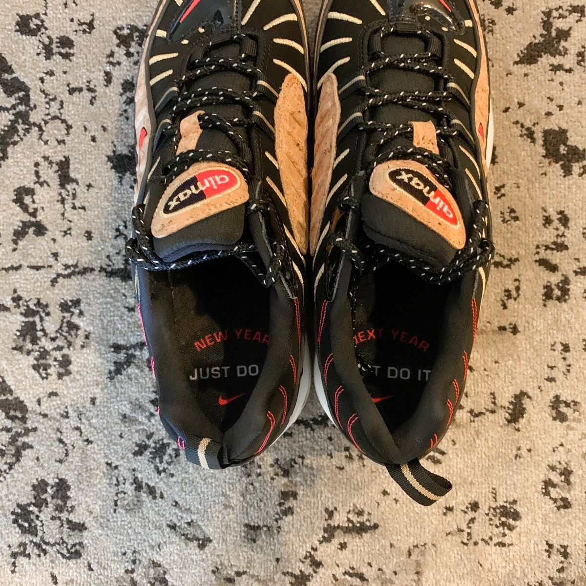 Nike Men's Shoe Nike Air Max 98 “New Year” Size US 9.5 / EU 42-43 - 4 Thumbnail