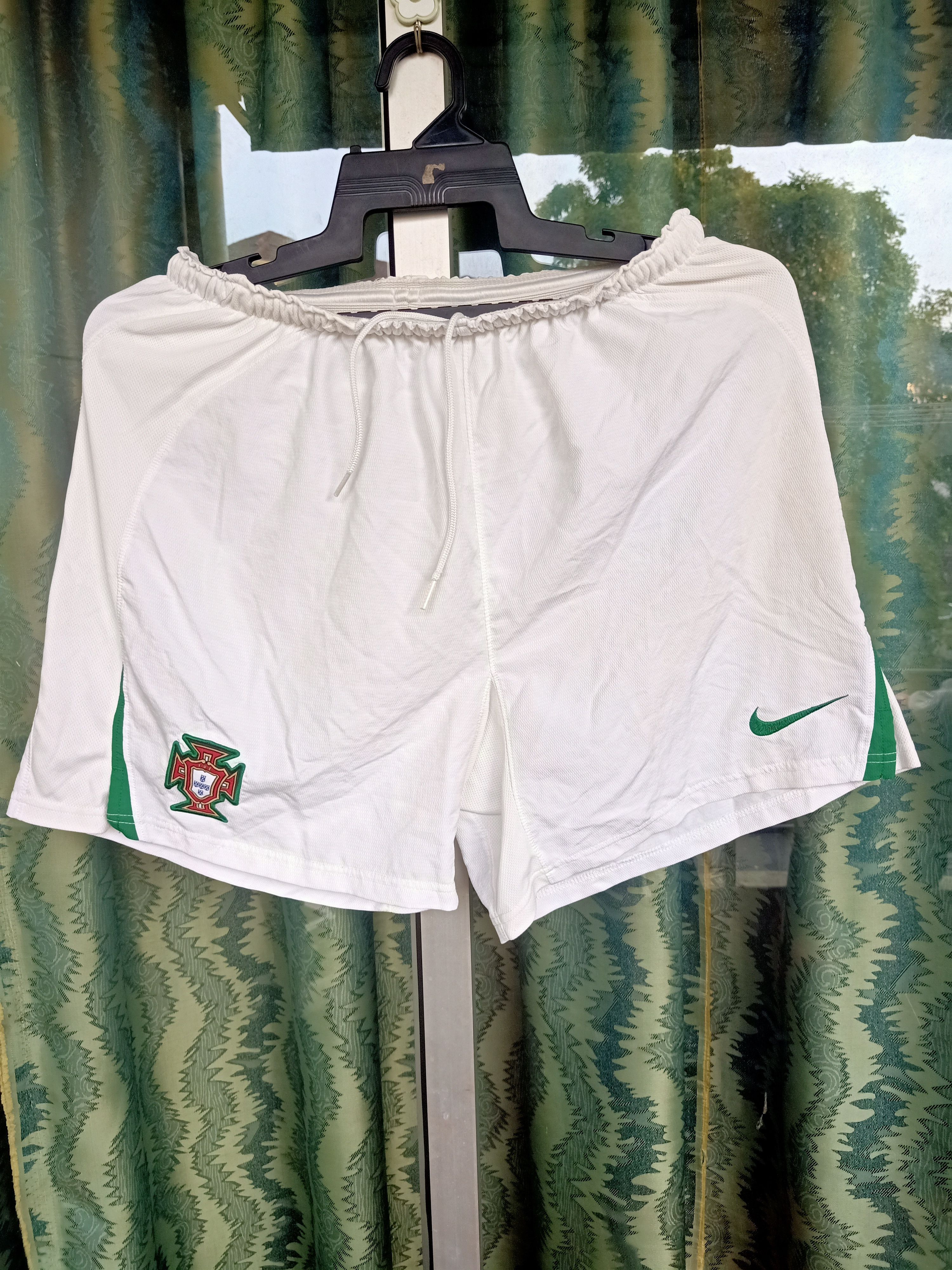 Nike Portugal Soccer Team Shorts Size US 30 / EU 46 - 1 Thumbnail