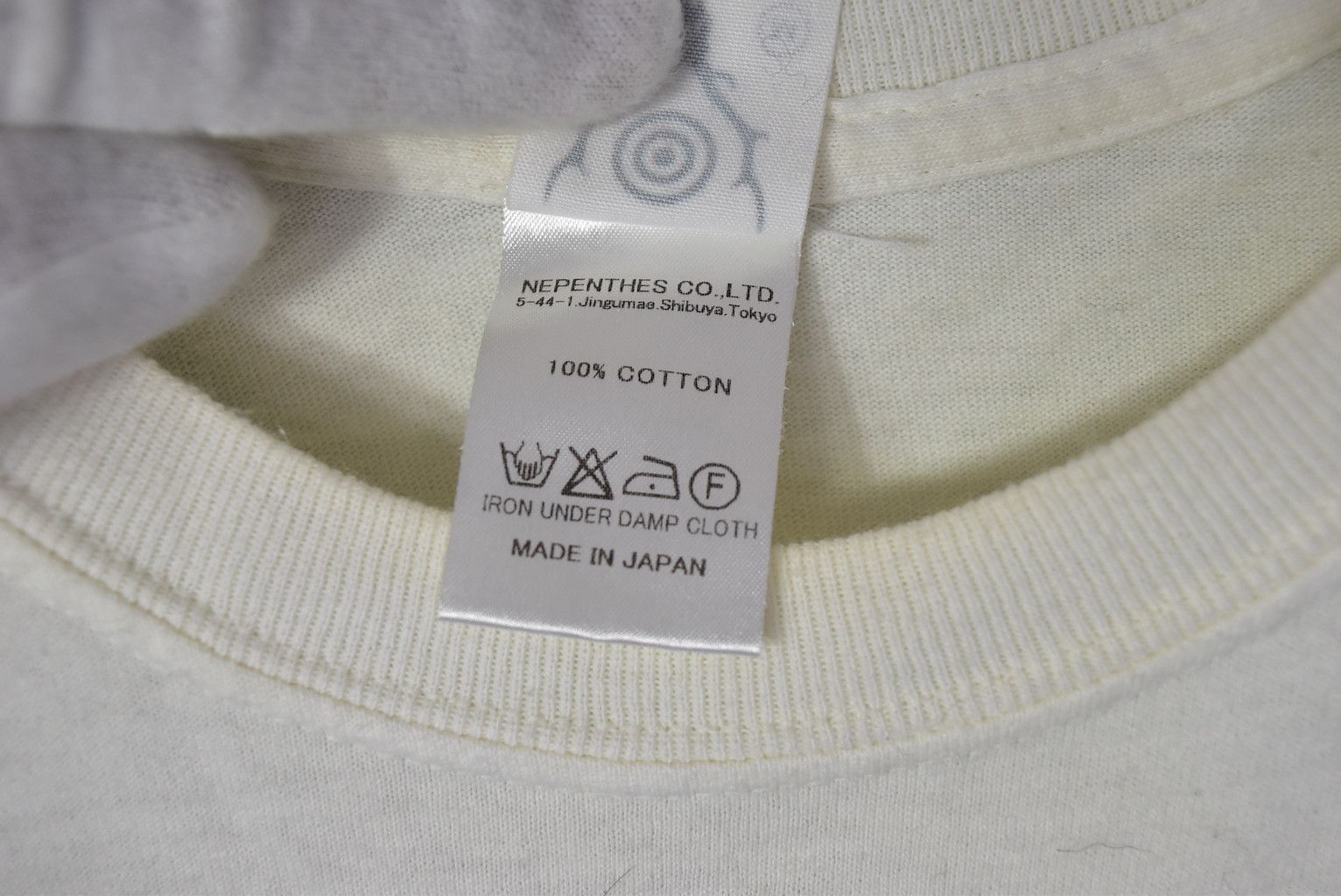 Nepenthes South2 West8/graphic t-shirt/17735 - 0112 39.8 Size US M / EU 48-50 / 2 - 9 Thumbnail