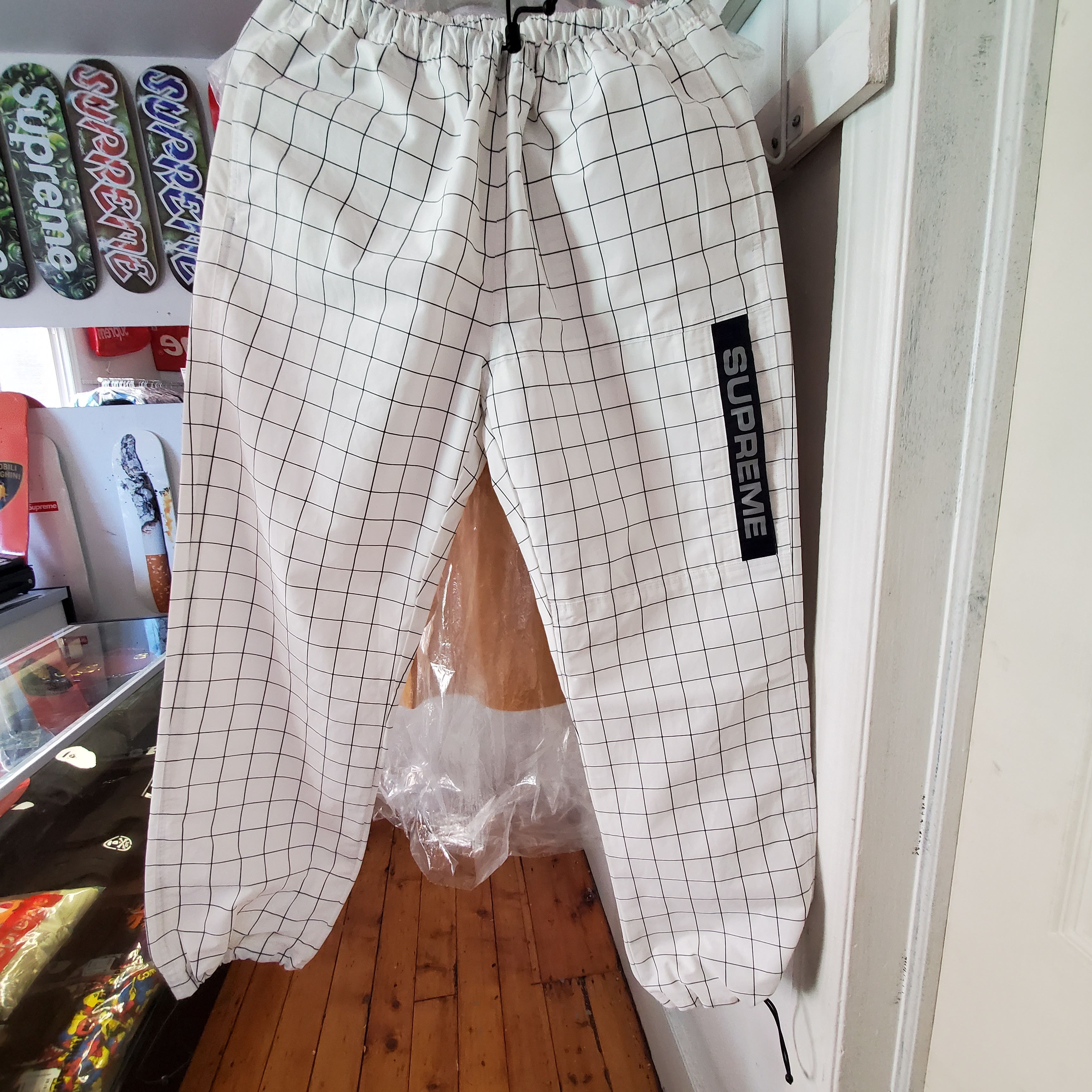 Supreme Supreme Track Pants Size US 36 / EU 52 - 1 Thumbnail