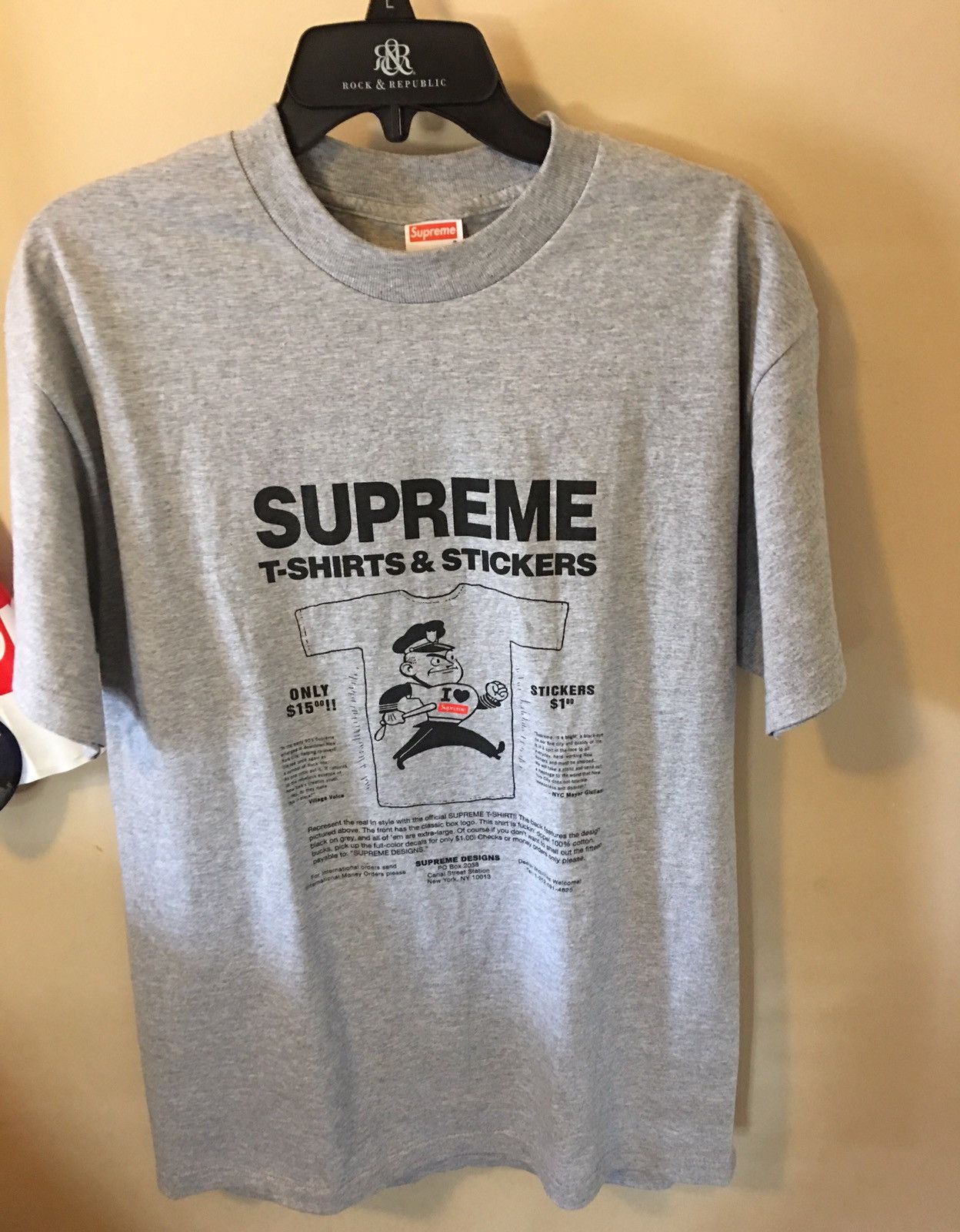 Supreme t shirt outlet and stickers tee