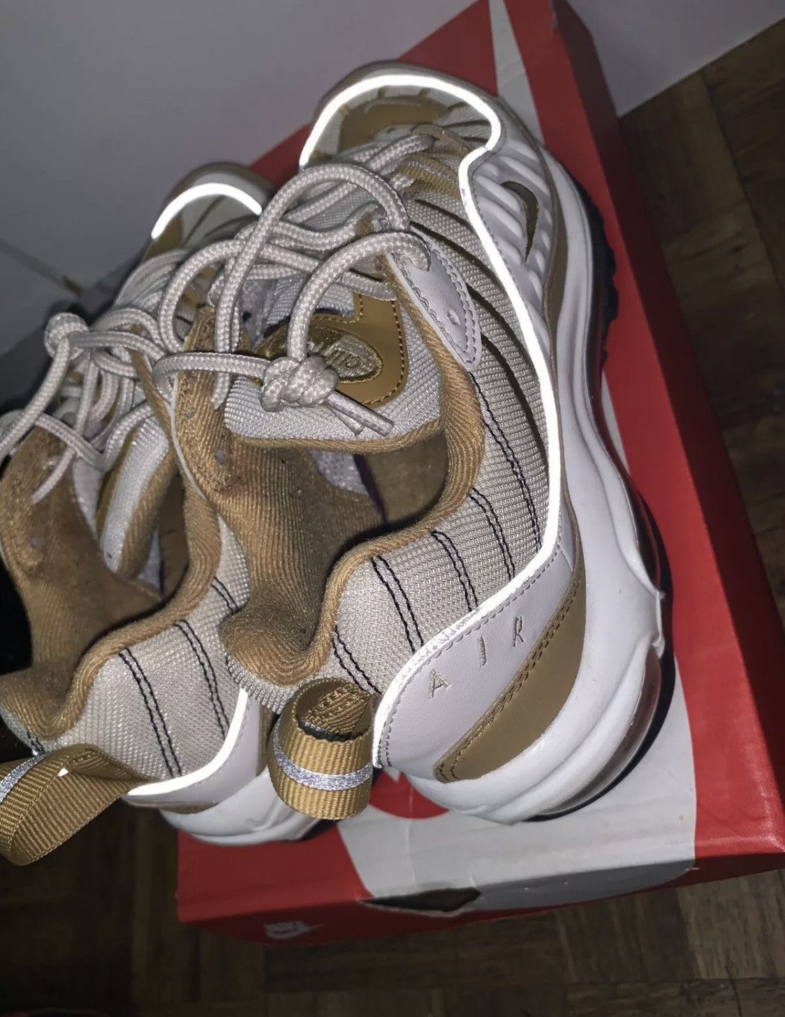 Nike Women’s Nike Air Max 98 Phantom Size 7 Size US 6 / EU 39 - 2 Thumbnail