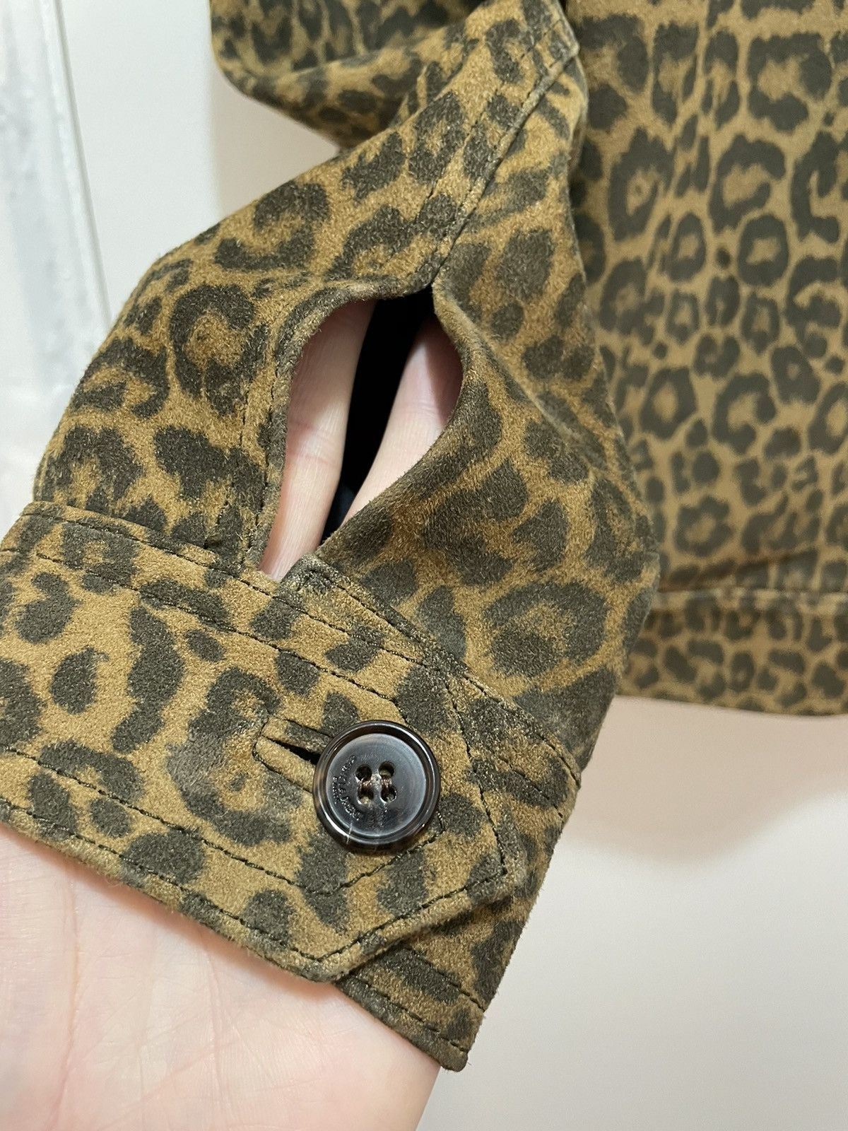 Hedi Slimane × Saint Laurent Paris HOLY GRAIL 🏆 HEDI FOR YSL PSYCH ROCK BABYCAT SUEDE JACKET Size US L / EU 52-54 / 3 - 5 Thumbnail