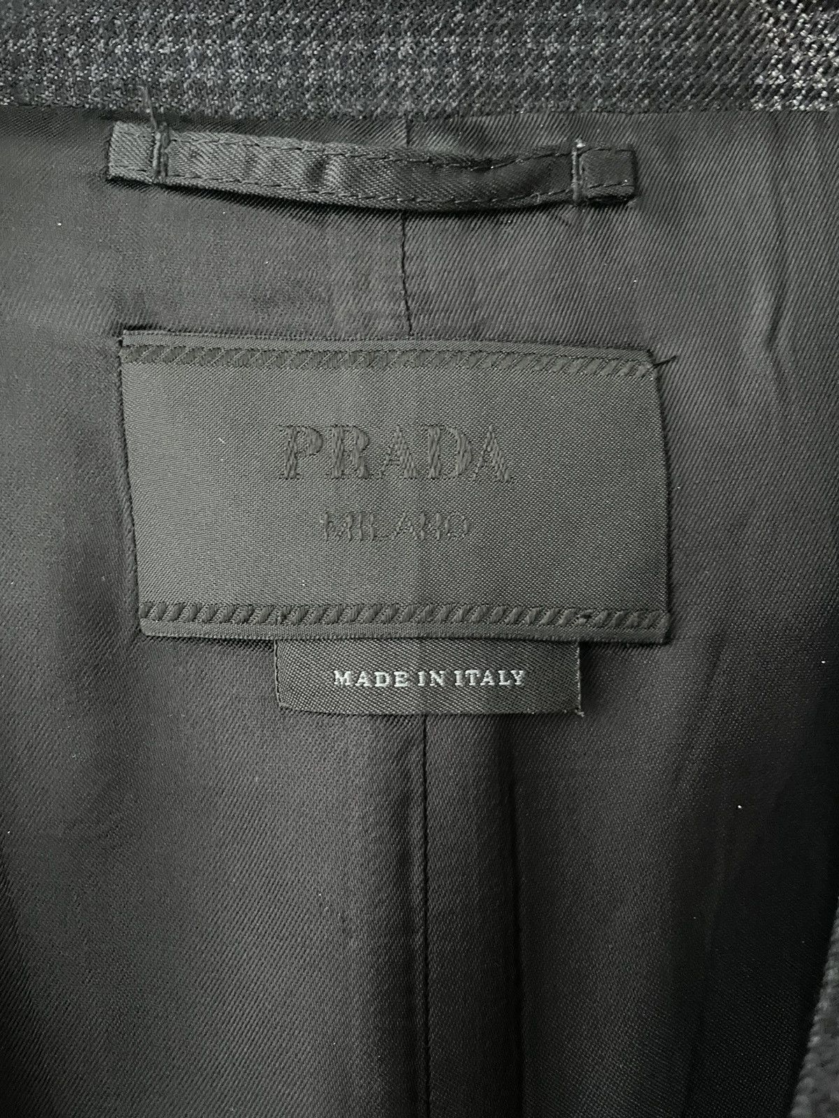 Prada Fall 2018 grey overdyed wool coat Size US L / EU 52-54 / 3 - 3 Thumbnail