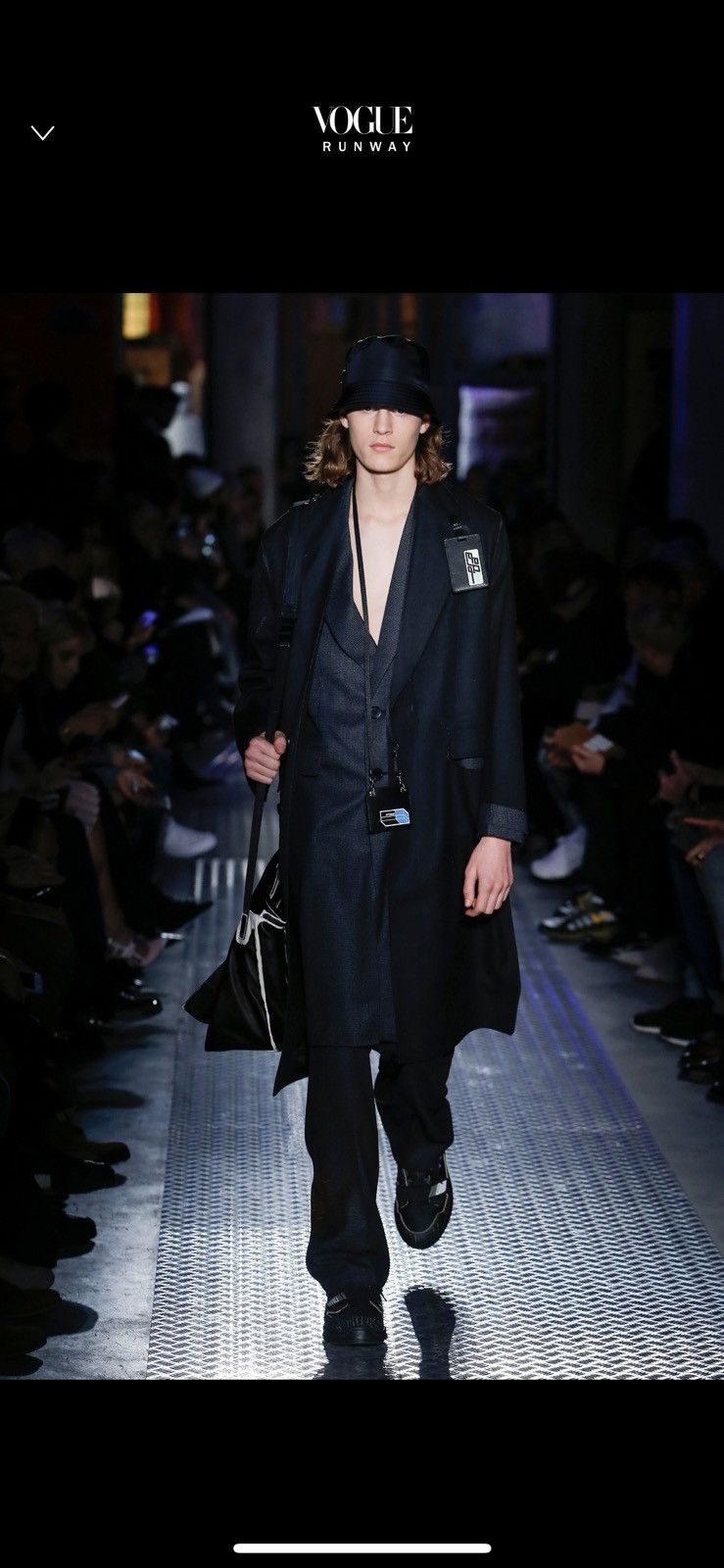 Prada Fall 2018 grey overdyed wool coat Size US L / EU 52-54 / 3 - 5 Thumbnail