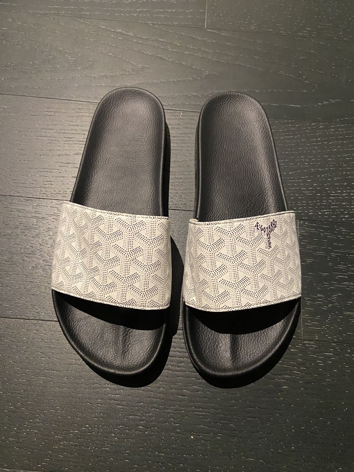 Custom goyard outlet slides