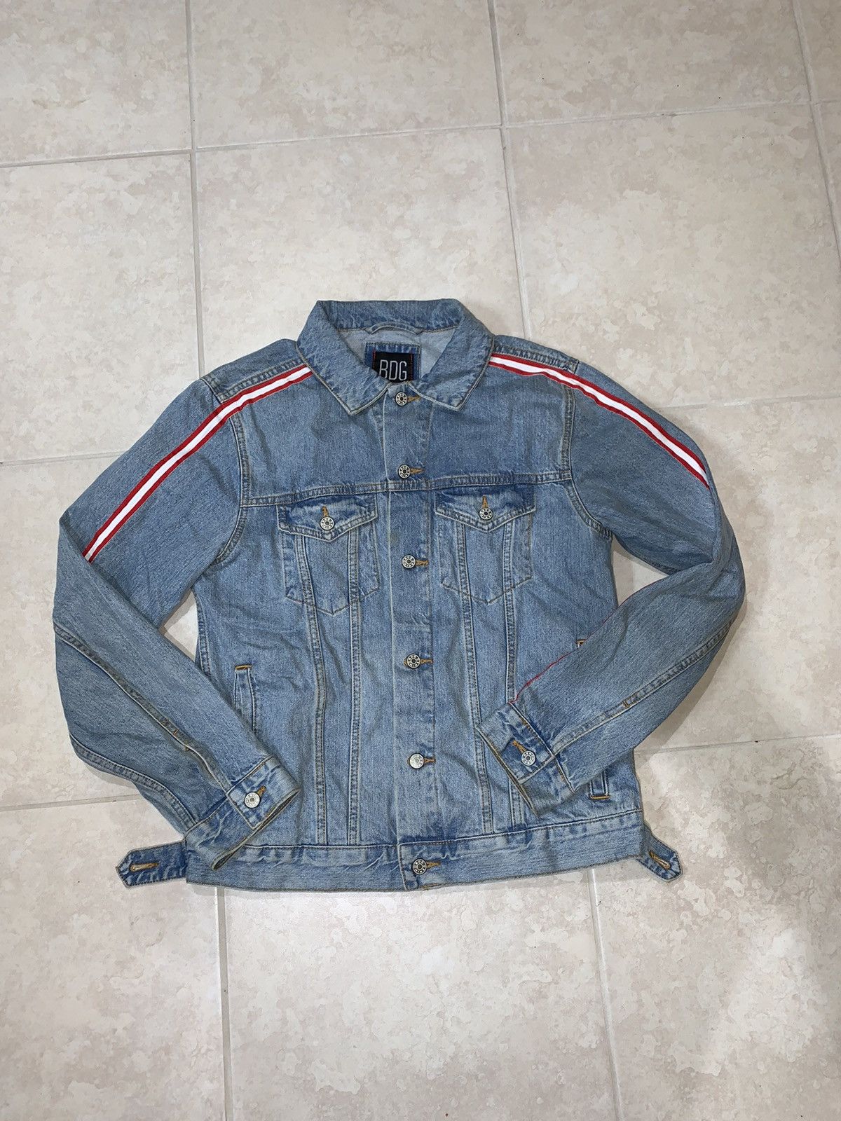 Urban Outfitters Coca Cola Coke It’s The Real Thing Mens Denim Jacket discount Size Small