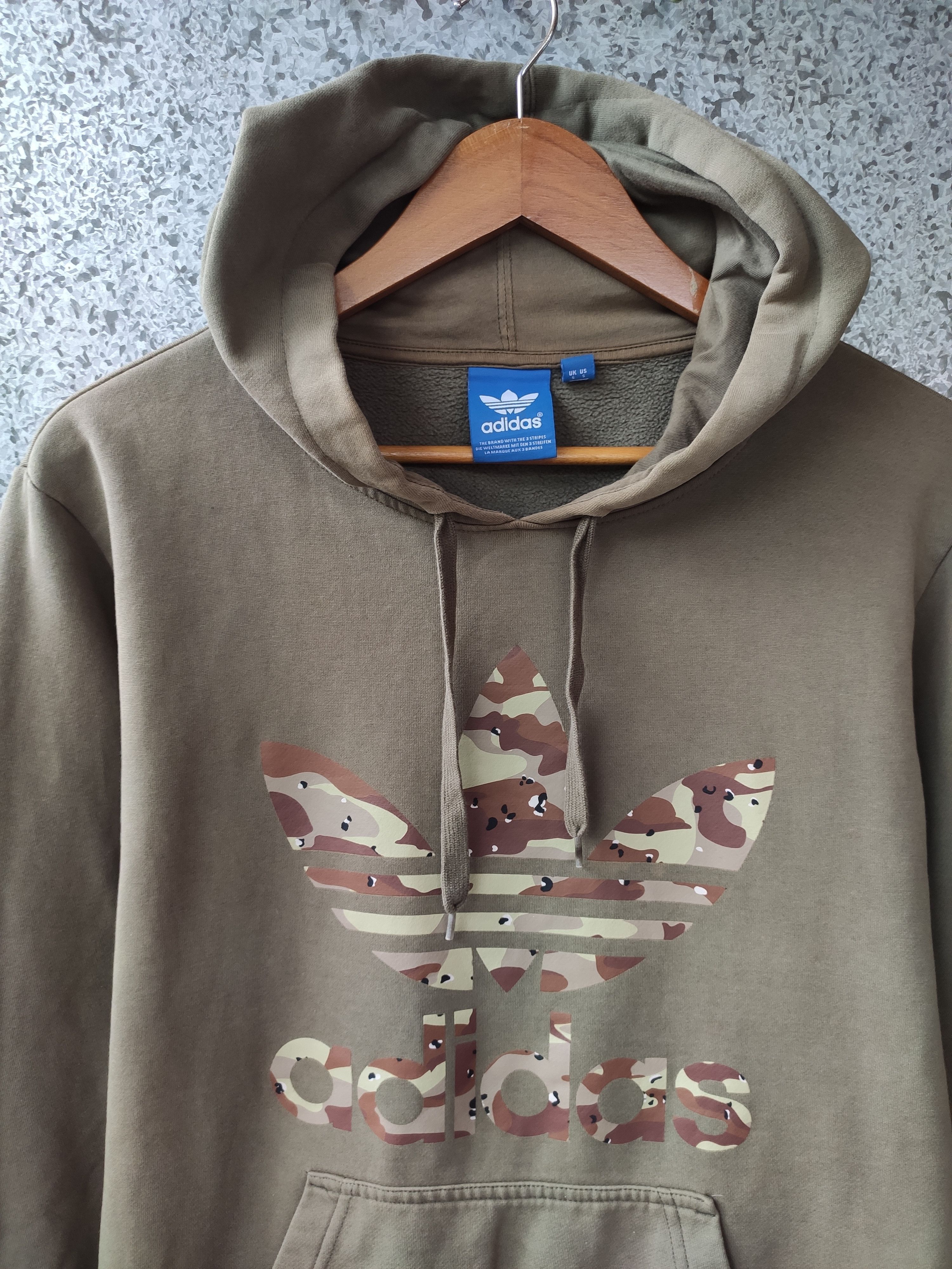 Adidas Vintage Adidas Hoodies big Logo Camouflage distressed Size US M / EU 48-50 / 2 - 2 Thumbnail