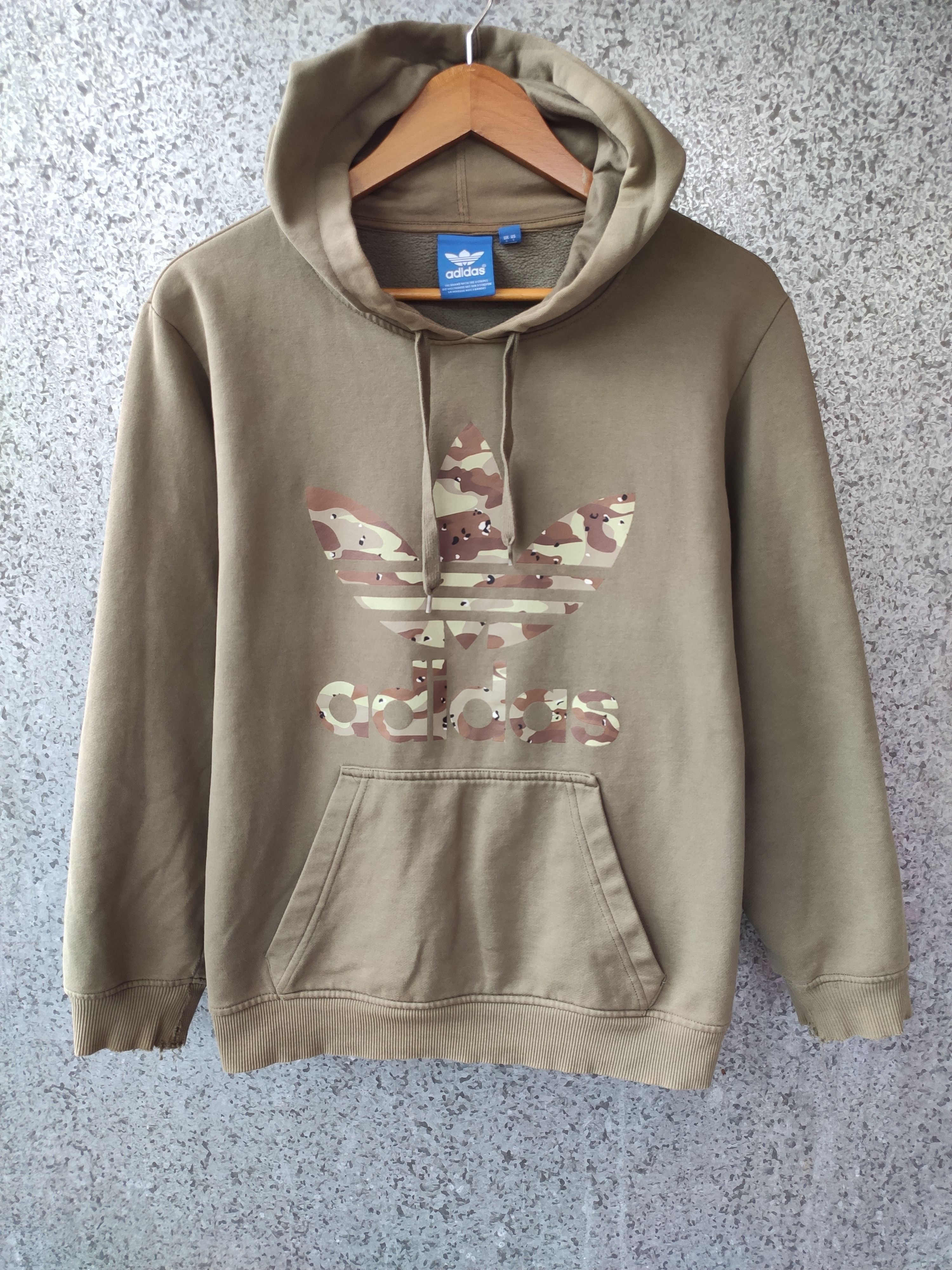 Adidas Vintage Adidas Hoodies big Logo Camouflage distressed Size US M / EU 48-50 / 2 - 1 Thumbnail