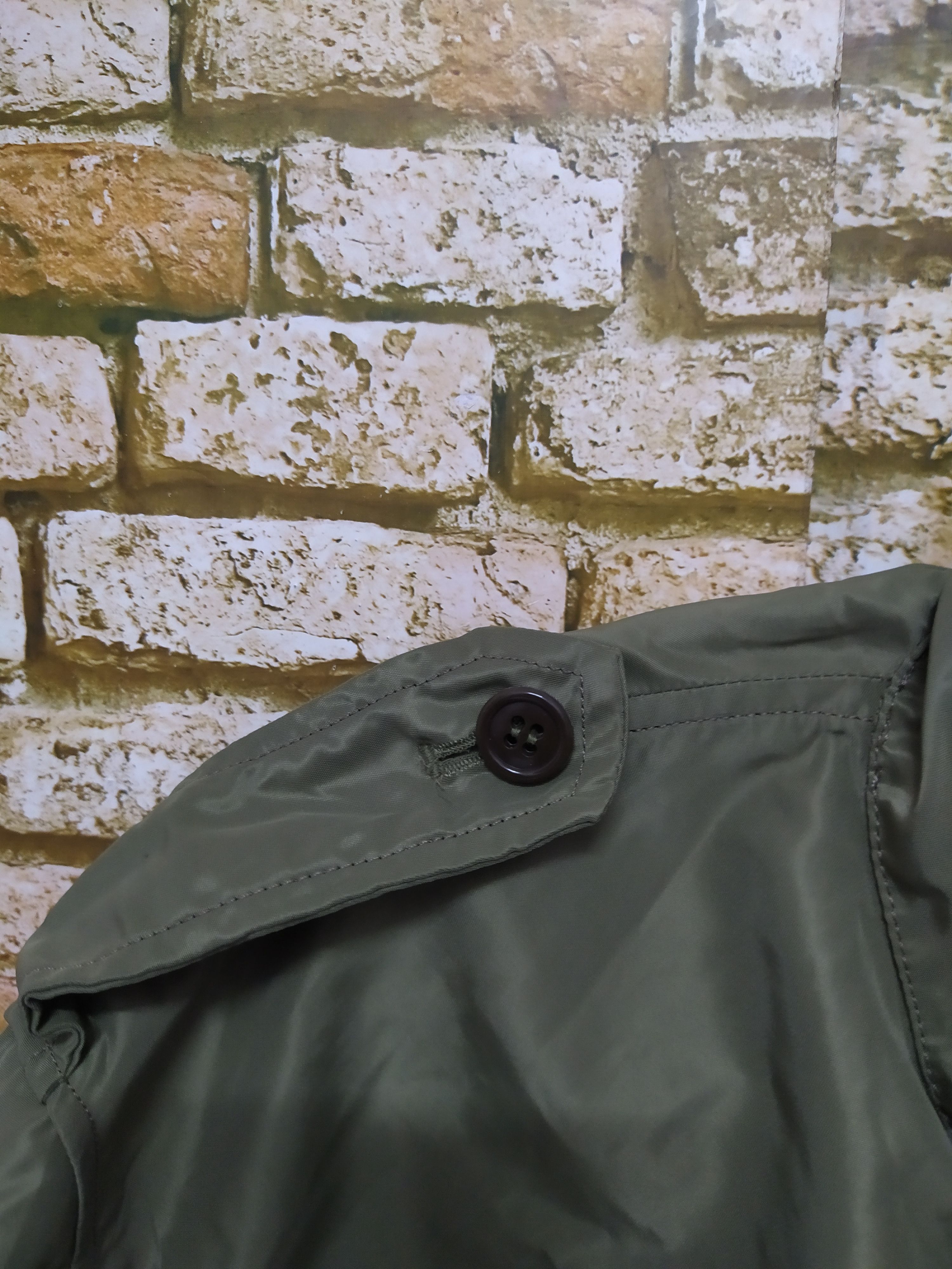 Buzz Rickson's BUZZ RICKSON UNITED CARR JACKET MILITARY GREEN (B741) Size US M / EU 48-50 / 2 - 4 Thumbnail
