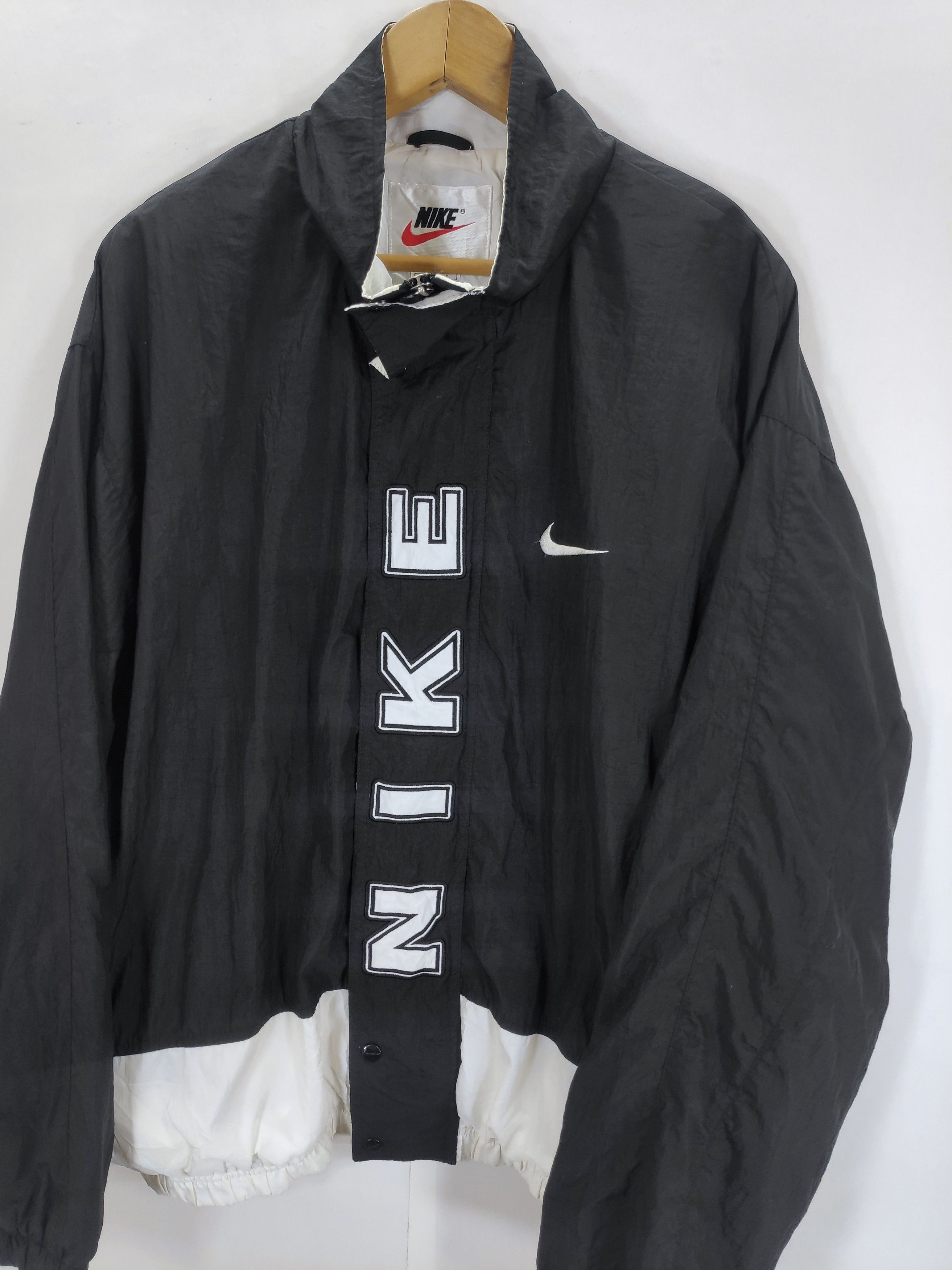 Nike × Vintage 90s NIKE block windbreaker jacket Black Nike Swoosh USA Size US L / EU 52-54 / 3 - 2 Thumbnail