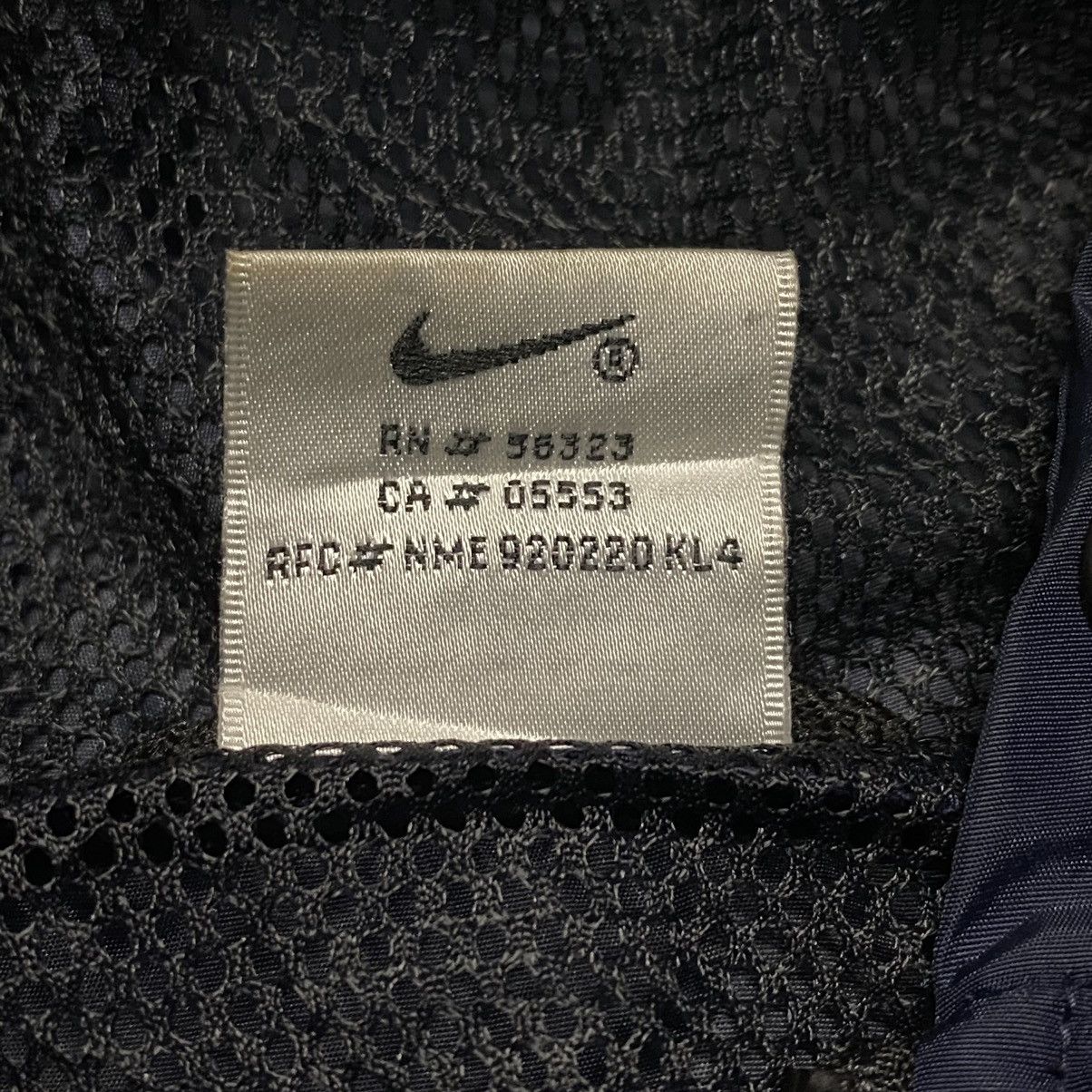 Nike Vintage NIKE Half Zip Size US XL / EU 56 / 4 - 18 Thumbnail