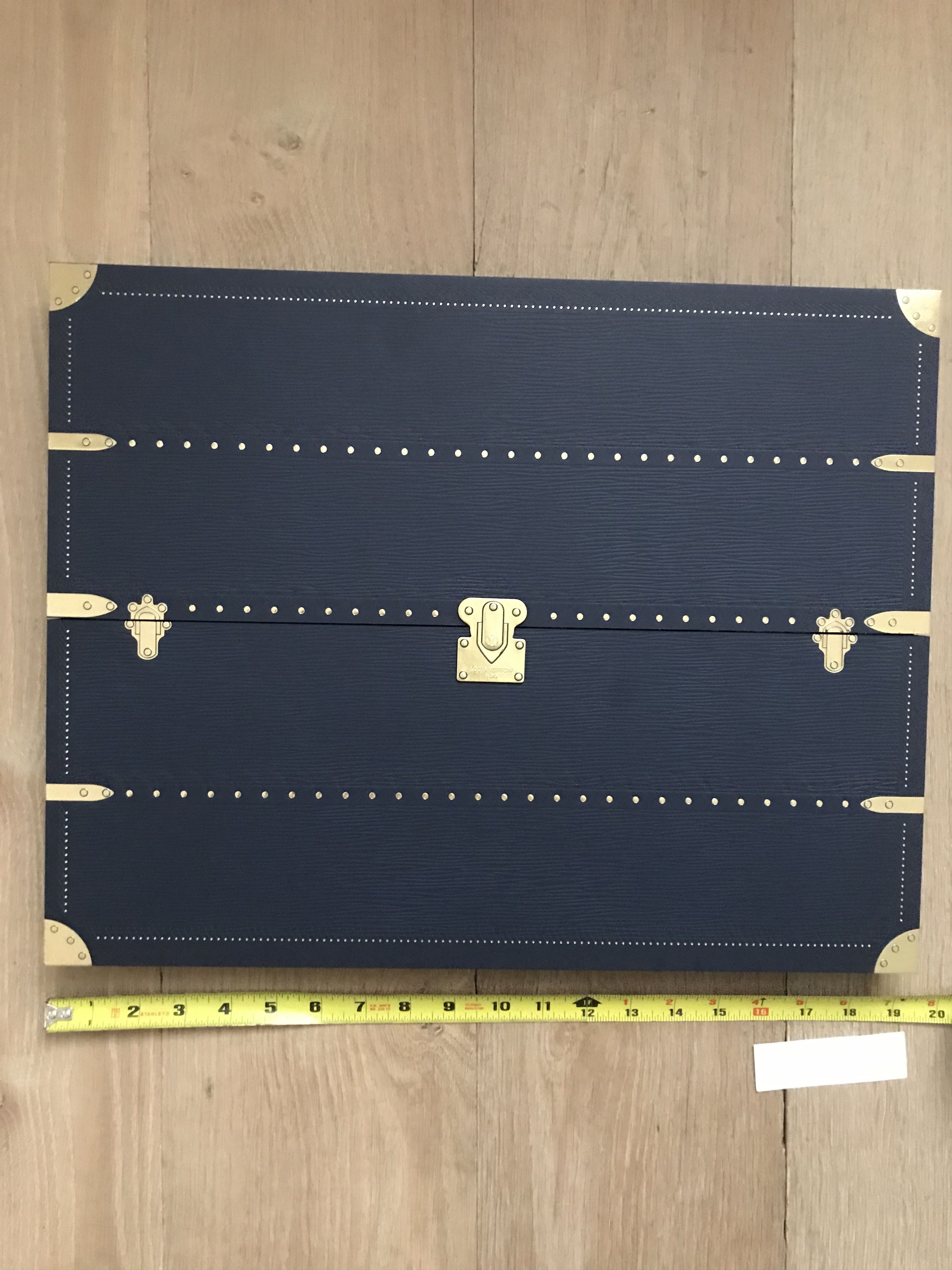 Louis Vuitton Louis Vuitton Holiday Advent Calendar Grailed