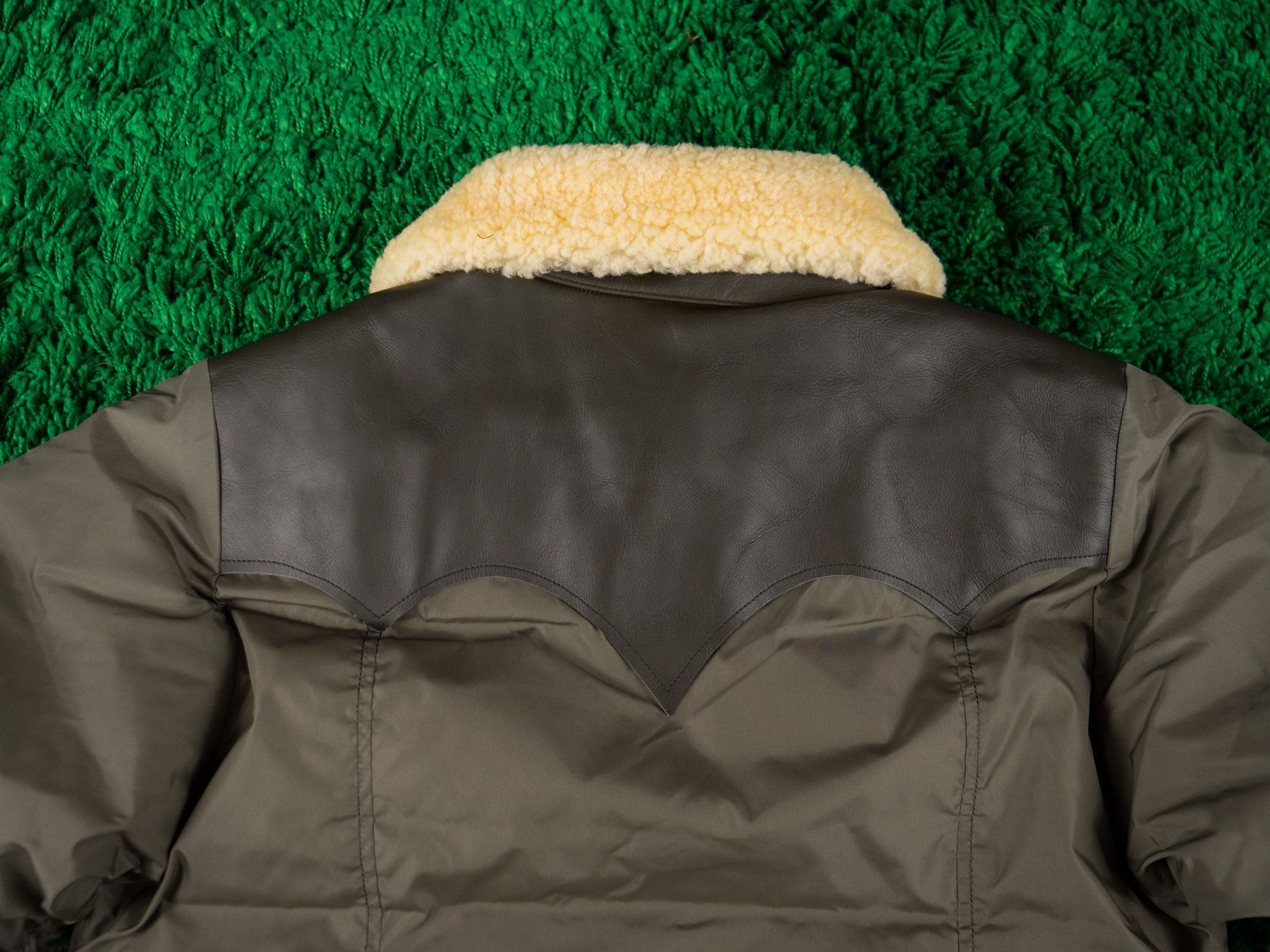 Carhartt Wip A/W 14 Carhartt WIP x Rocky Mountain Featherbed Down Puffer Size US M / EU 48-50 / 2 - 12 Thumbnail