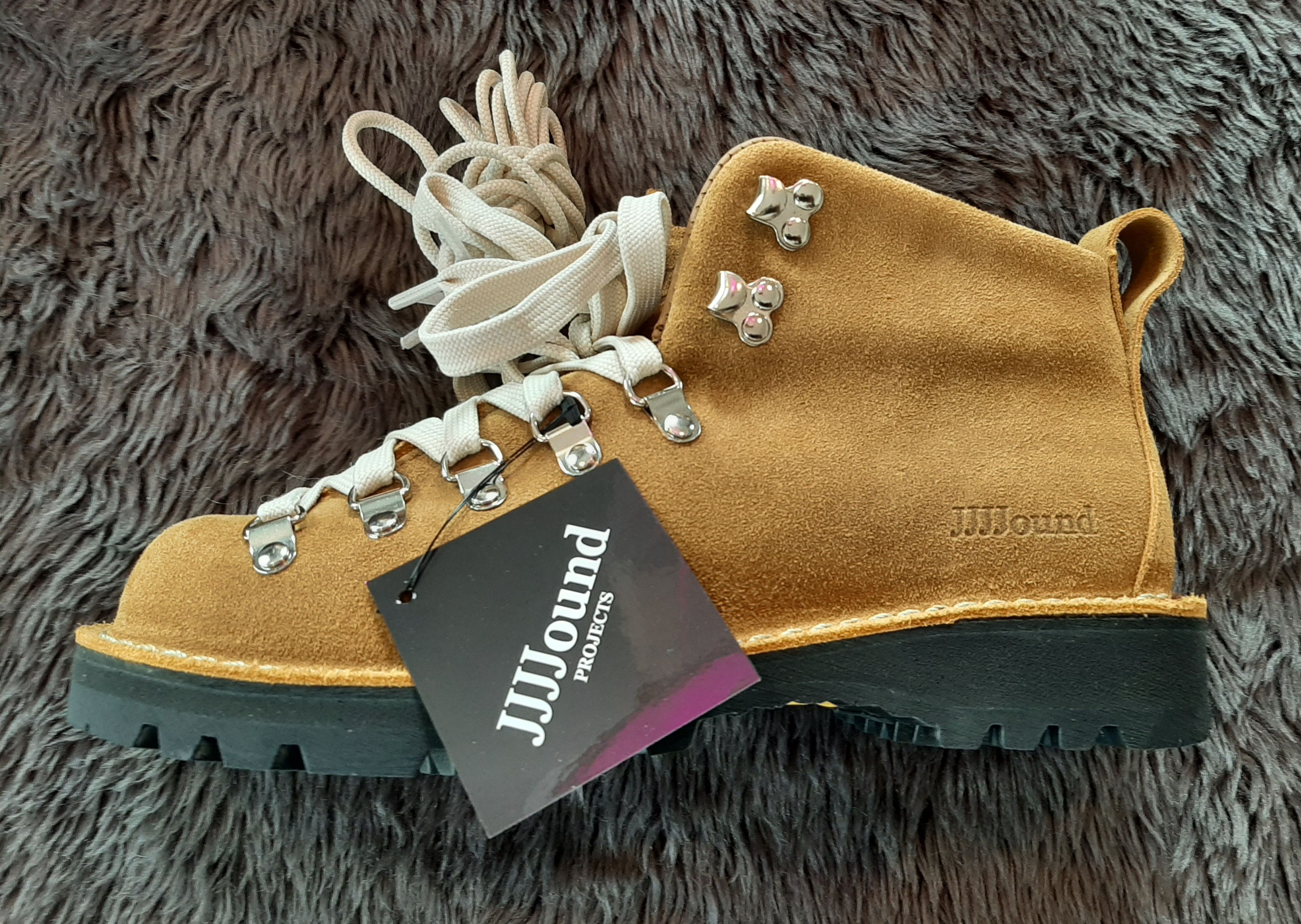 Danner × Jjjjound jjjjound x danner boots sz 7 mountain Danner × Jjjjound jjjjound x danner boots sz 7 mountain