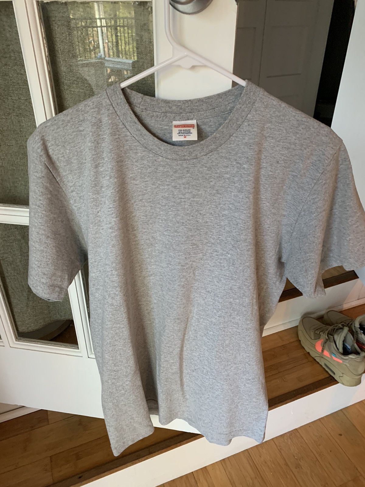 Supreme Supreme Mendini Gun Tee SS16 Heather Grey Size US M / EU 48-50 / 2 - 3 Thumbnail