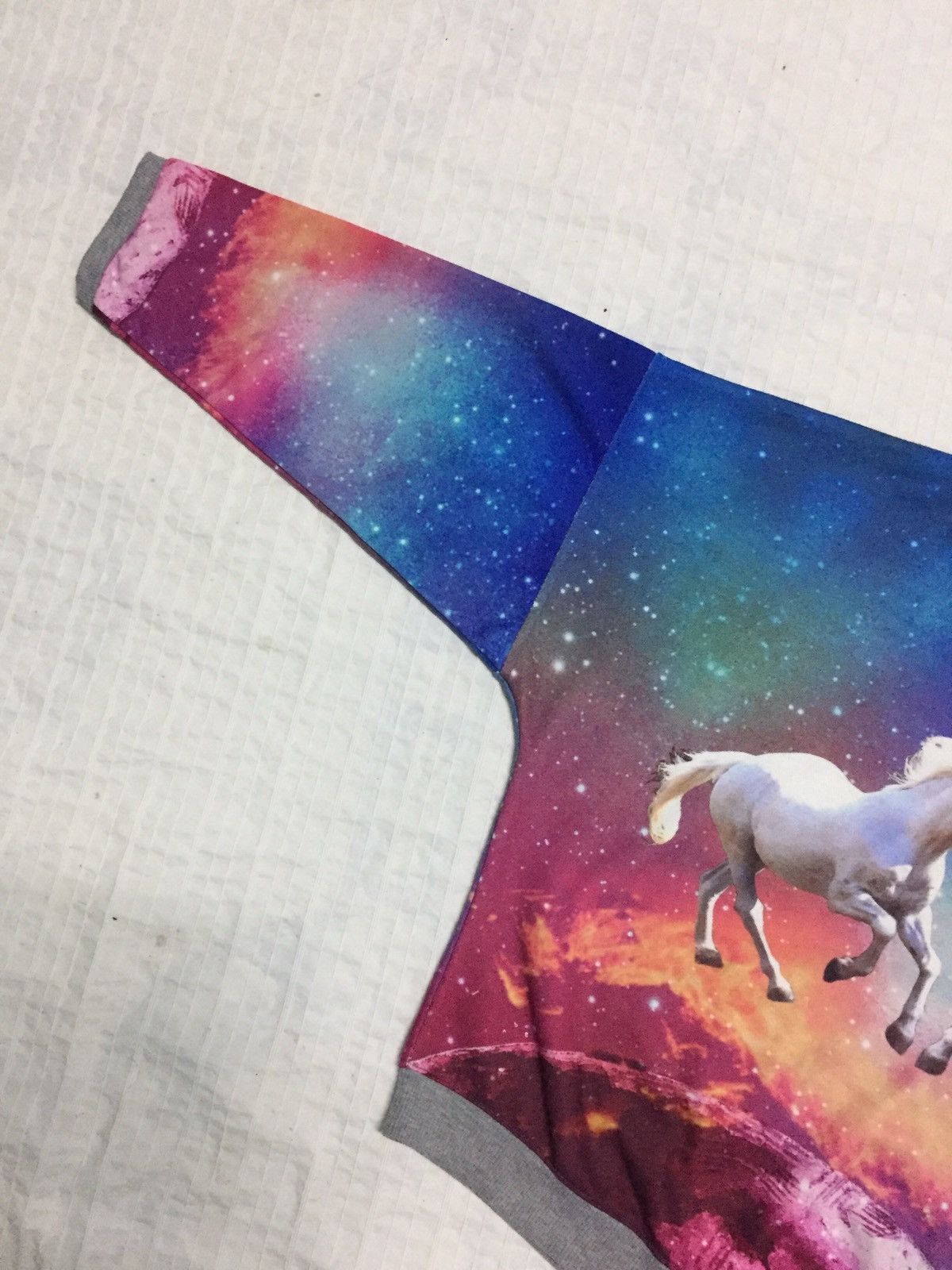Japanese Brand Unicorn Graphic Design Art is over Size US M / EU 48-50 / 2 - 6 Thumbnail