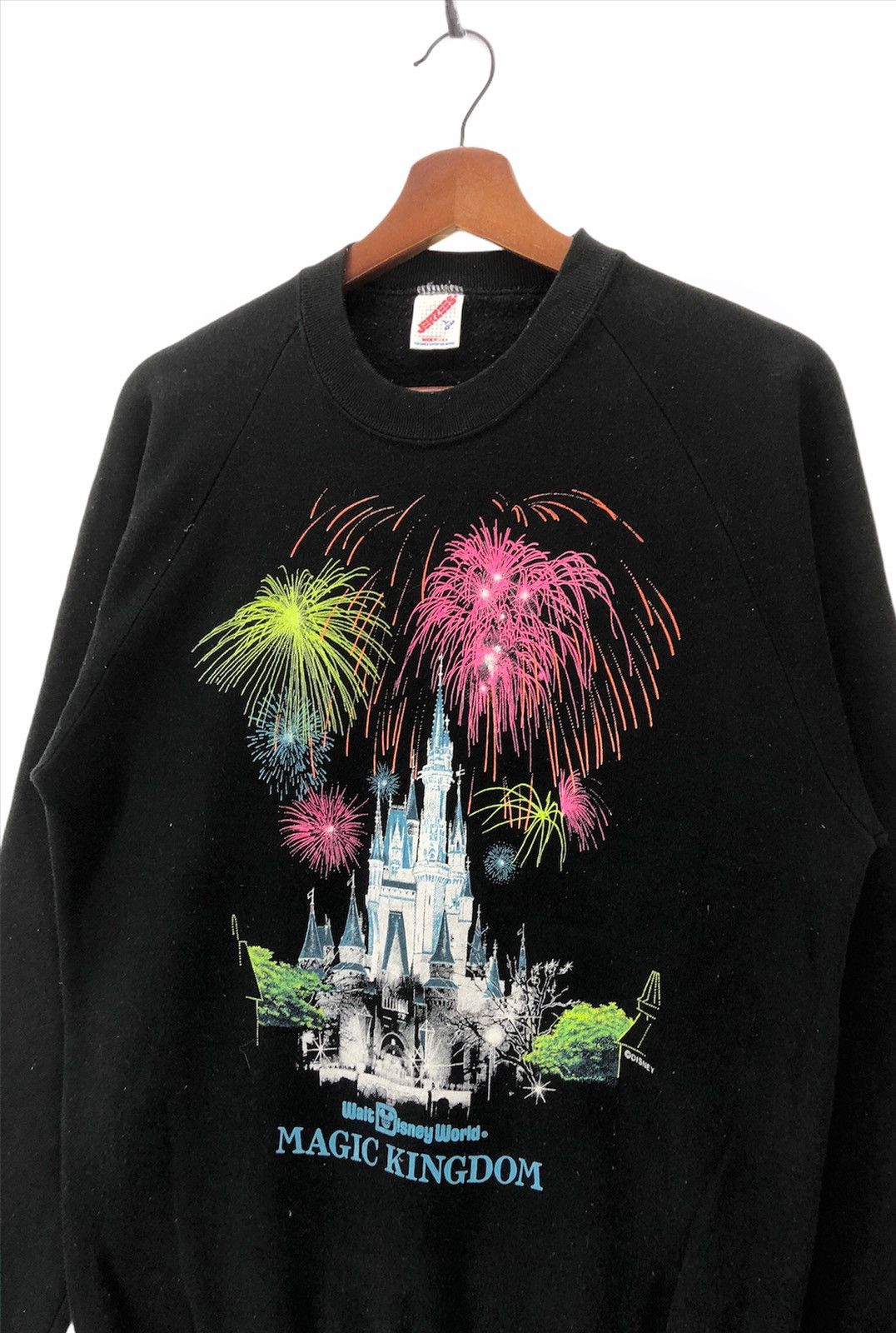 Cartoon Network × Disney Vintage 90s Walt Disney World Magic Kingdom Crewneck Size US L / EU 52-54 / 3 - 2 Thumbnail