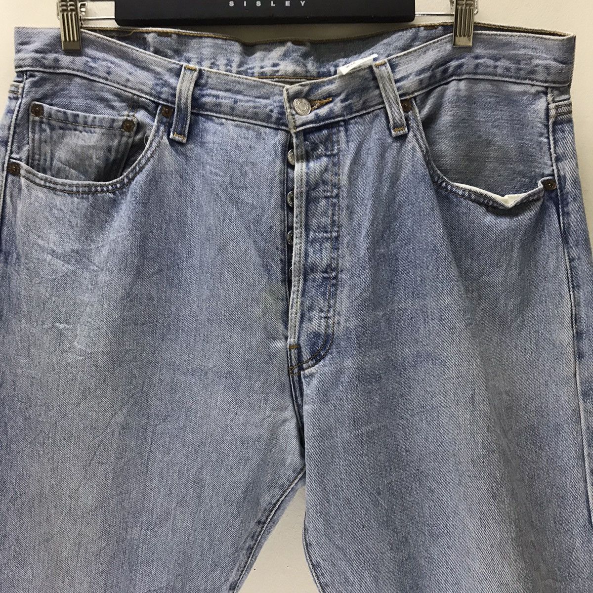 Levi's Vintage Levis 501 Distressed Denim jeans Lightwash Size US 38 / EU 54 - 3 Thumbnail