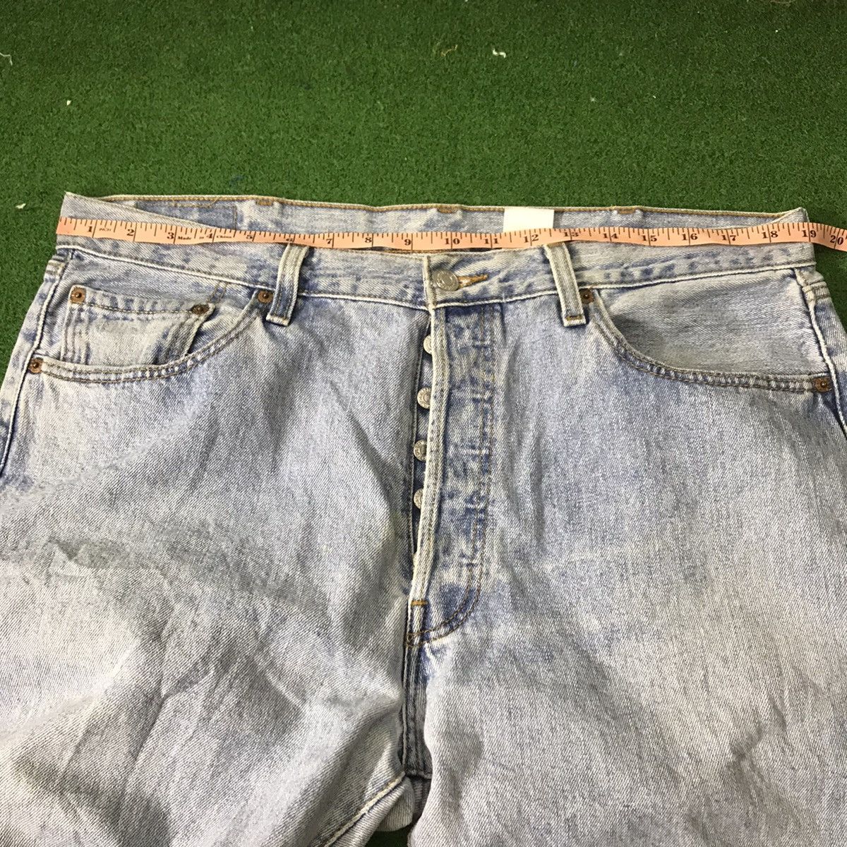 Levi's Vintage Levis 501 Distressed Denim jeans Lightwash Size US 38 / EU 54 - 19 Thumbnail