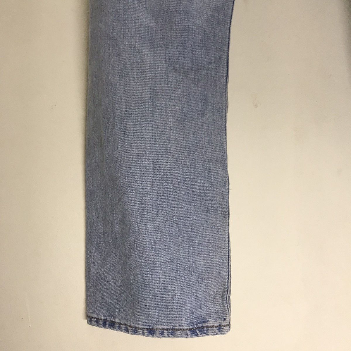 Levi's Vintage Levis 501 Distressed Denim jeans Lightwash Size US 38 / EU 54 - 16 Thumbnail