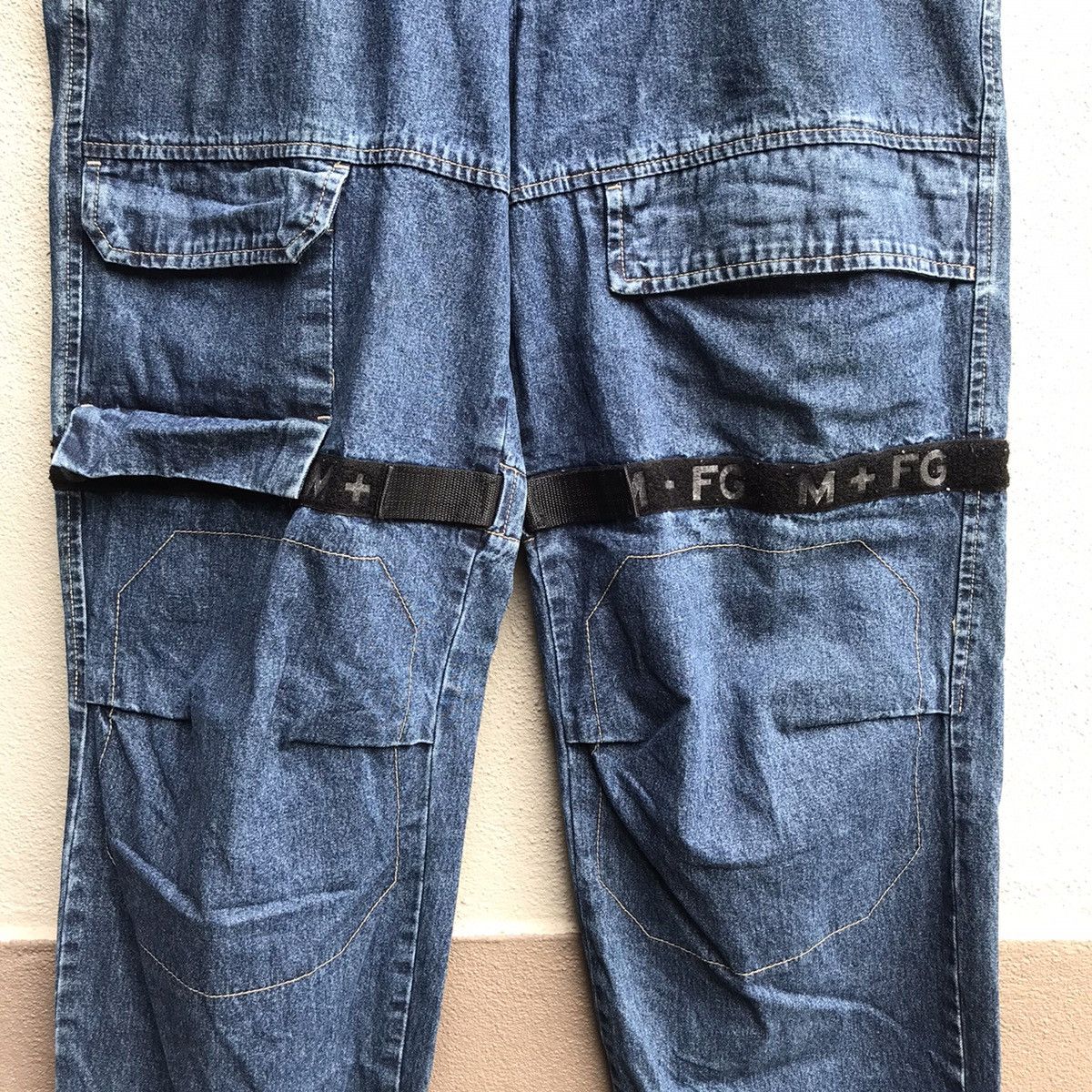 Marithe + Francois Girbaud MARITHE FRANCOIS GIRBAUD Cargo Jeans Size US 35 - 3 Thumbnail