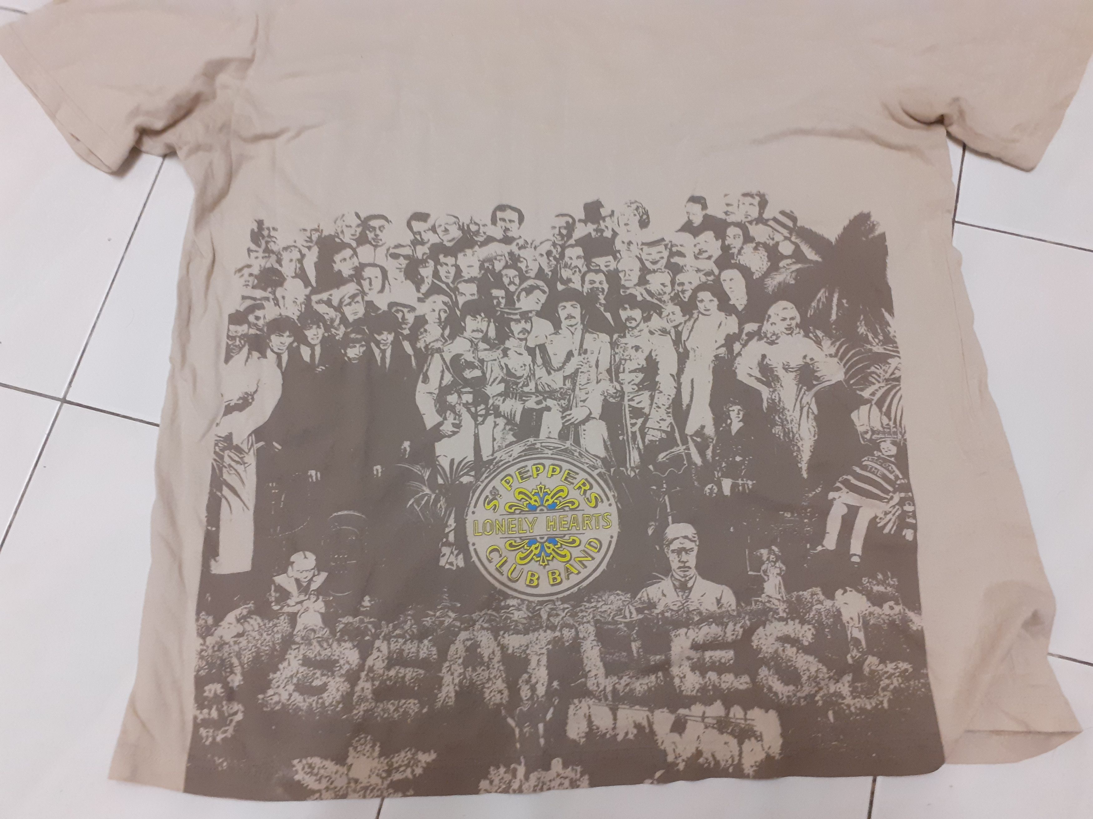 Band Tees × Vintage Vintage Y2K Nice Print The Beatles T Shirt Size US XL / EU 56 / 4 - 5 Thumbnail