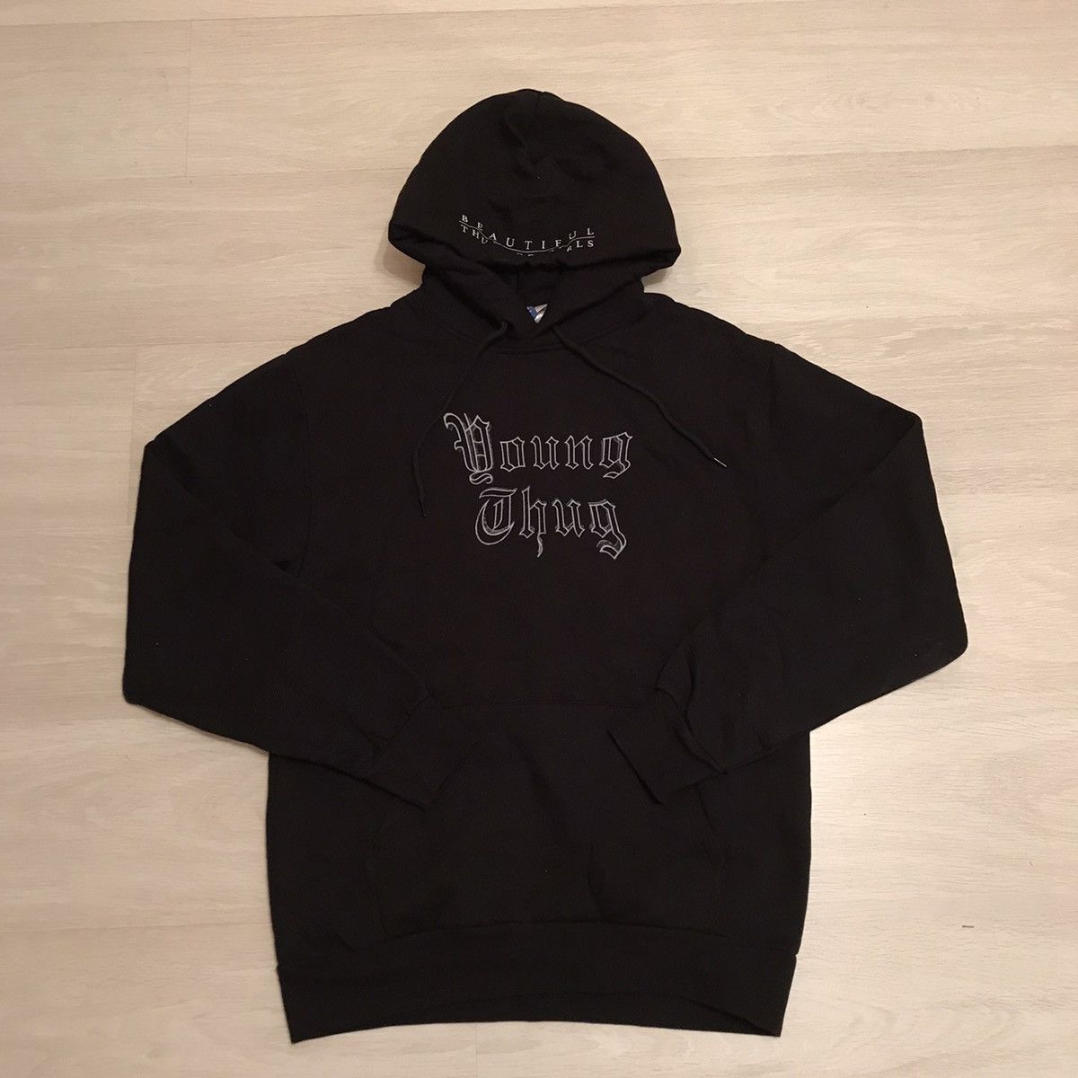 H&m thugger hoodie hotsell