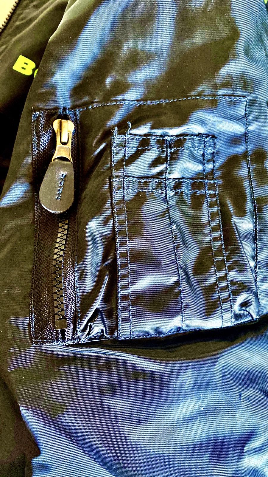 Bow3ry Reversible Black 1/1 bomber Jacket XL