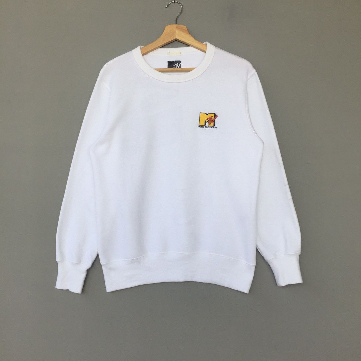 Mtv jumper shop